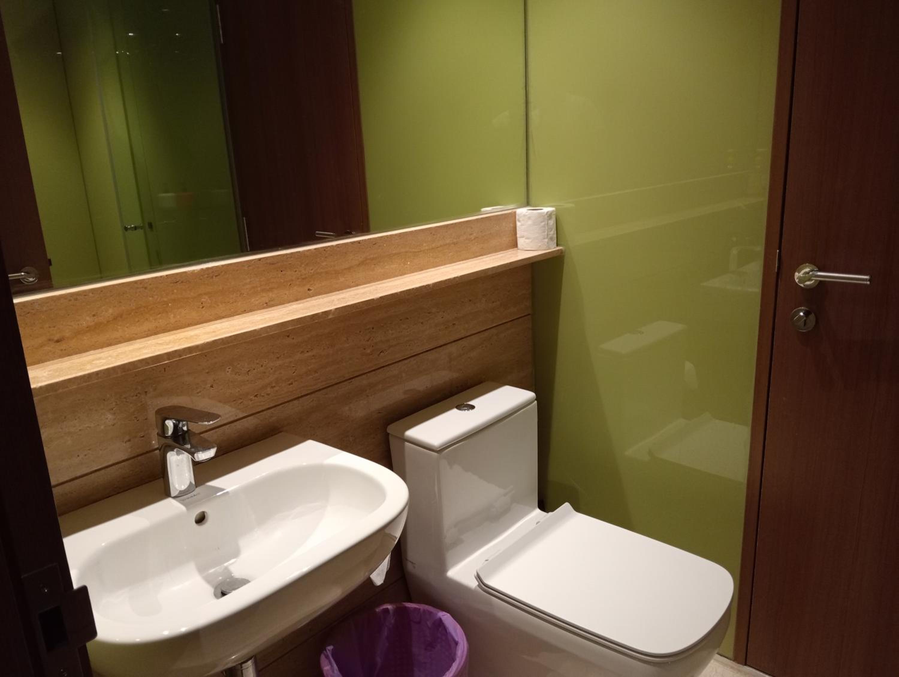 Sky Suites Near City Centre