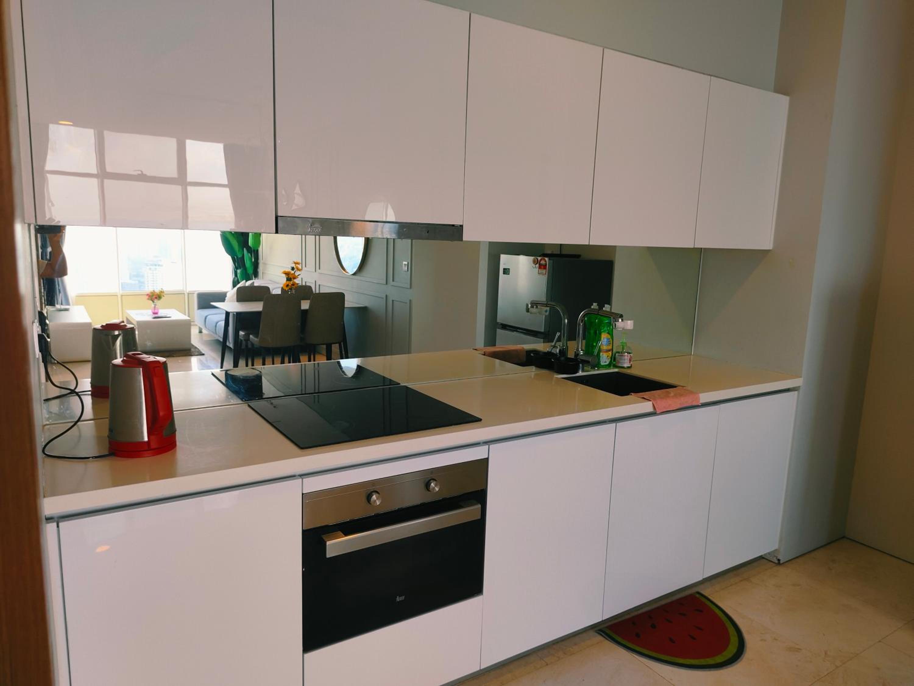Sky Suites Near City Centre