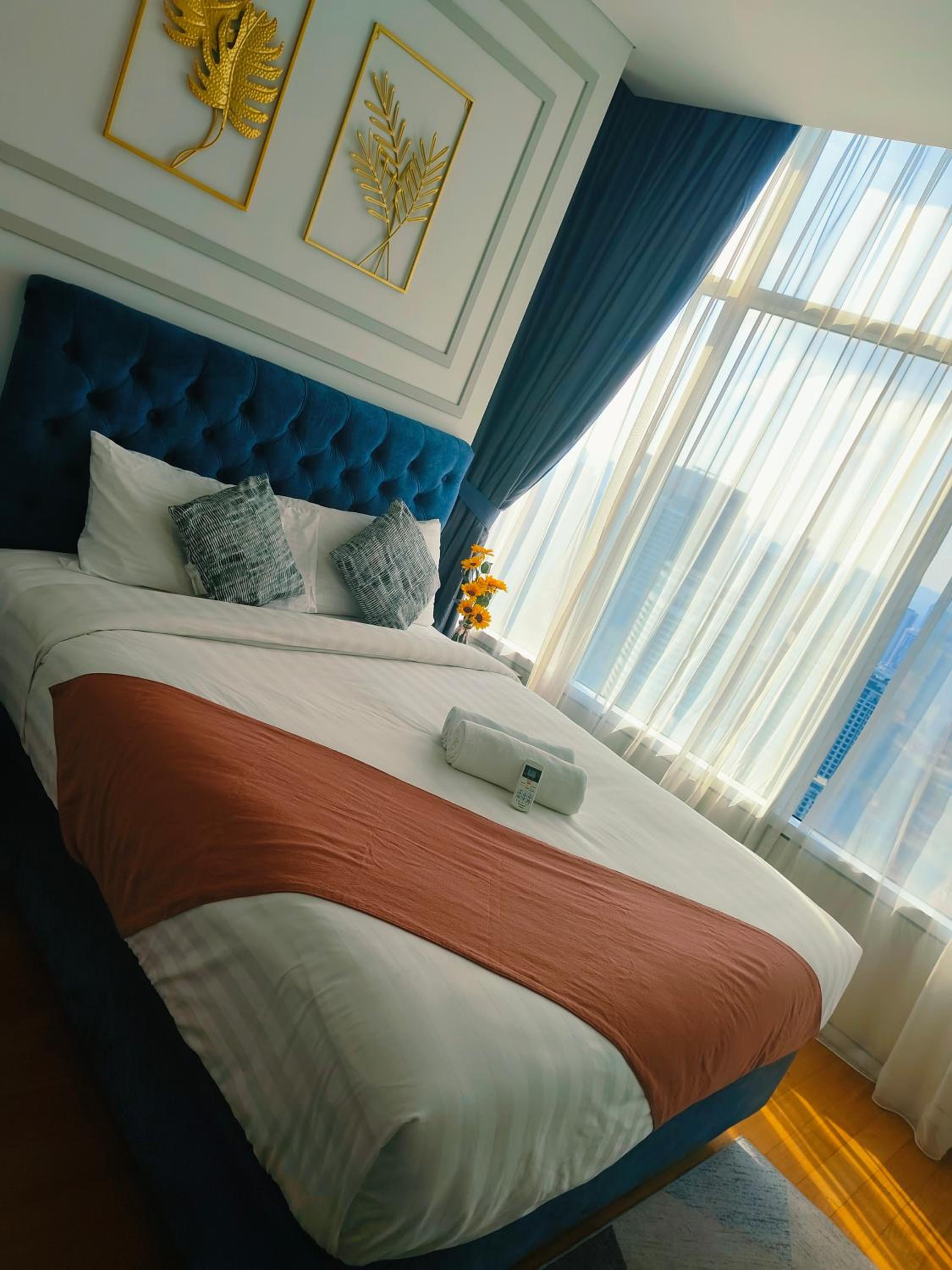 Sky Suites Near City Centre