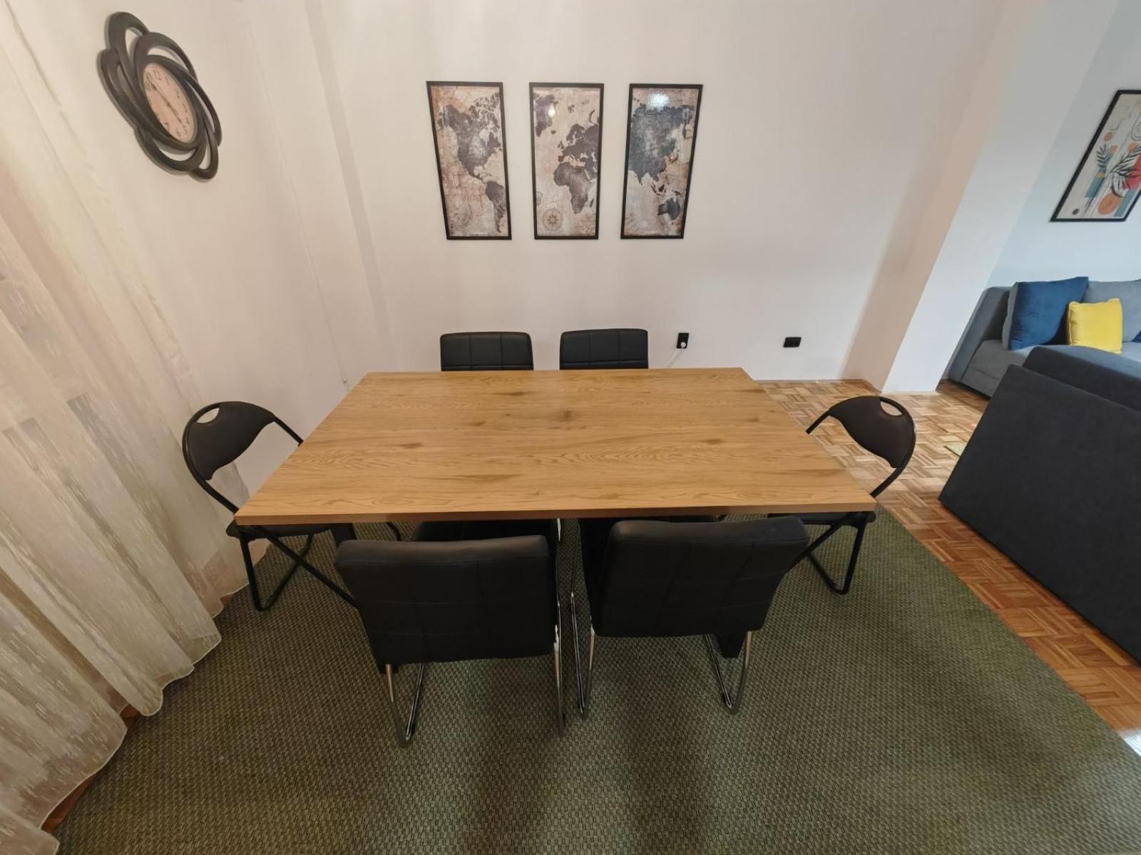 NEW BELGRADE Lovely three bedroom apartment view 4