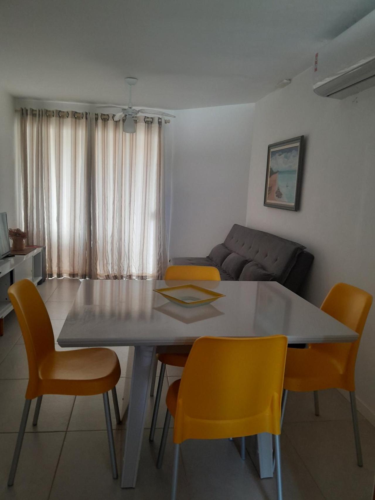 Condomínio Porto Smeralda - Guarajuba - apto 2 quartos - suítes