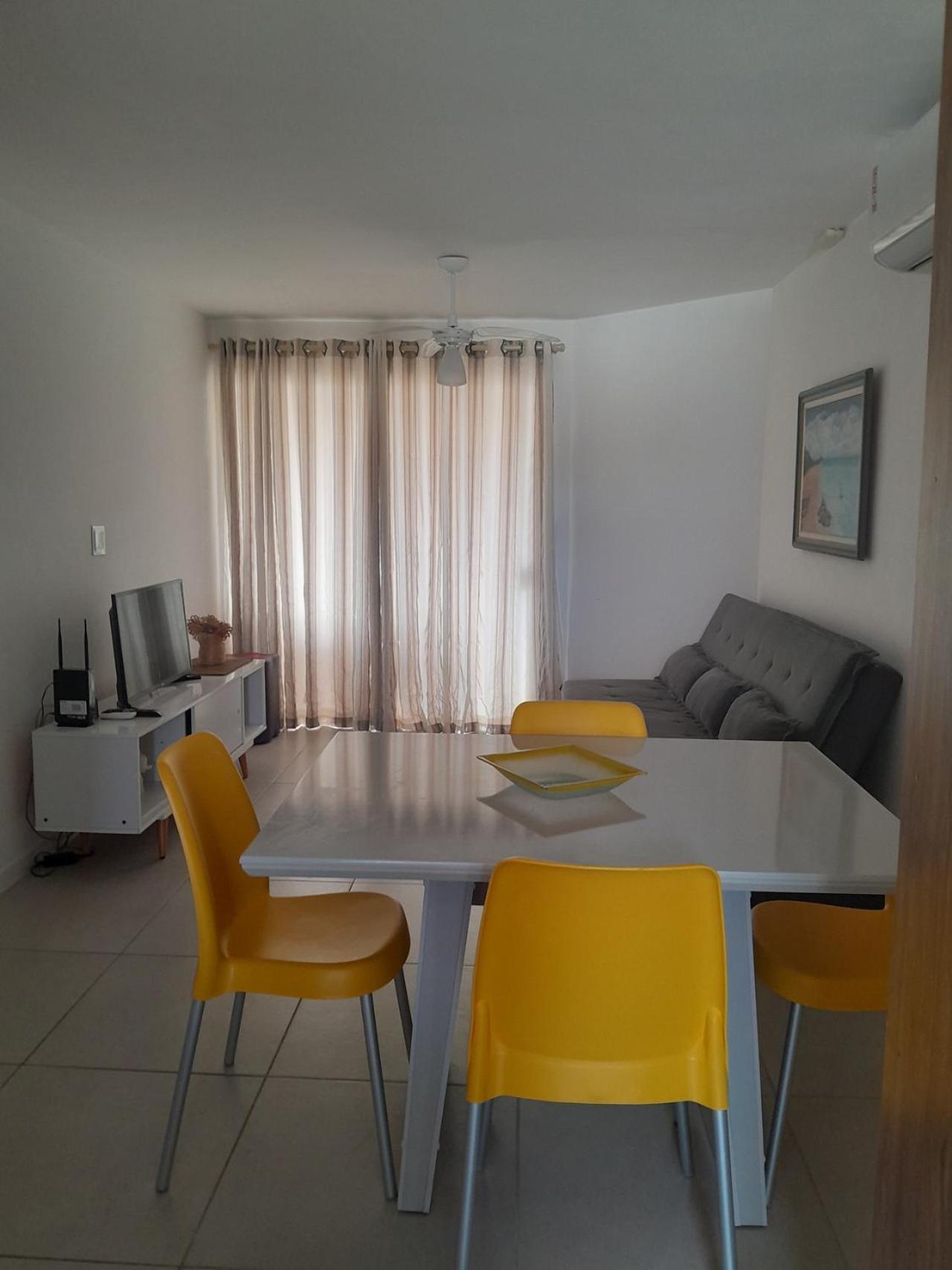 Condomínio Porto Smeralda - Guarajuba - apto 2 quartos - suítes