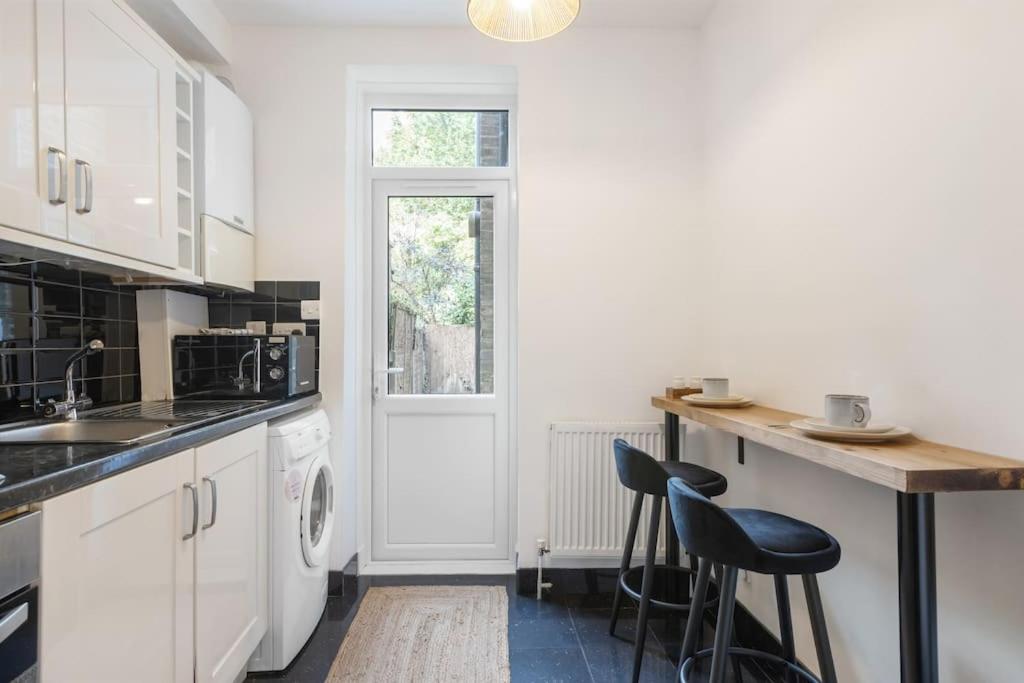 King's Cross Townhouse - Contemporary Garden Flat