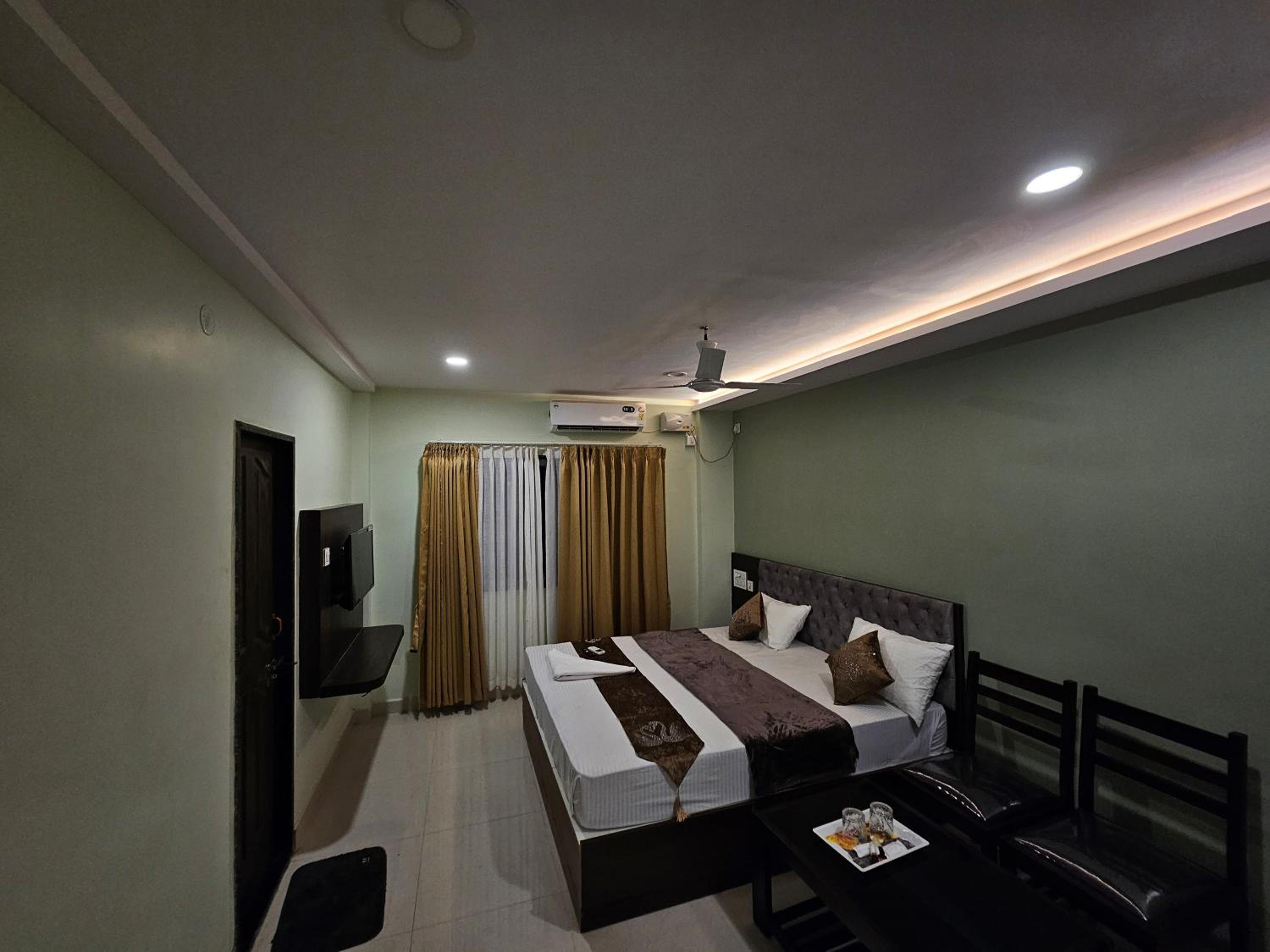 Hotel Gokarna Palace