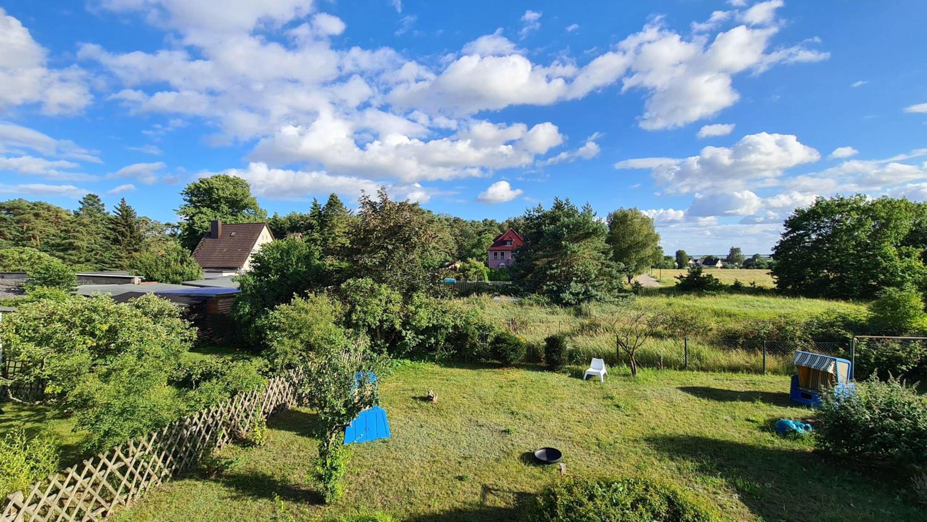 Bernsteinbad-Koserow-Haus-Fuenf-Elemente-Ferienwohnung-Erde