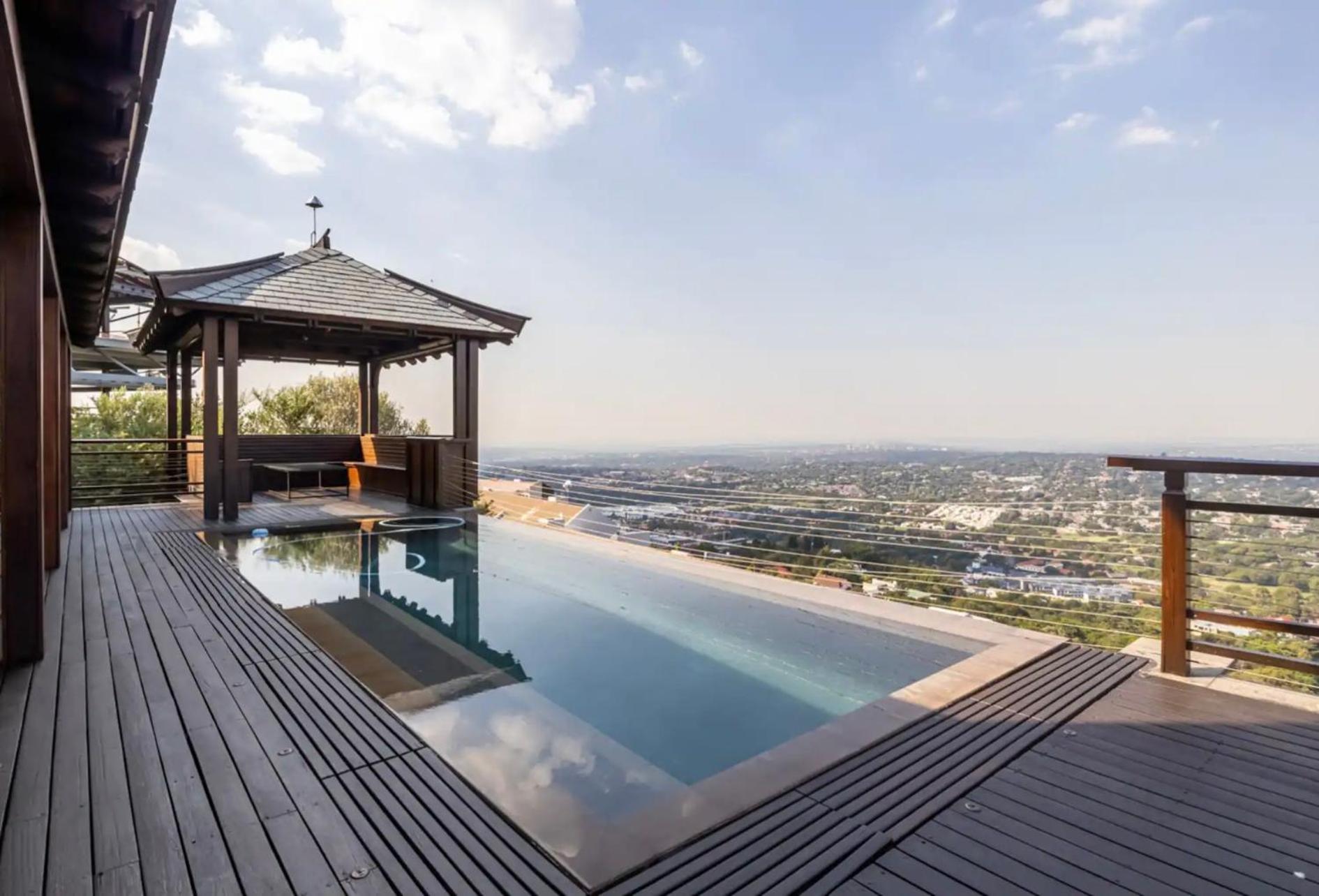 The Japanese Villa