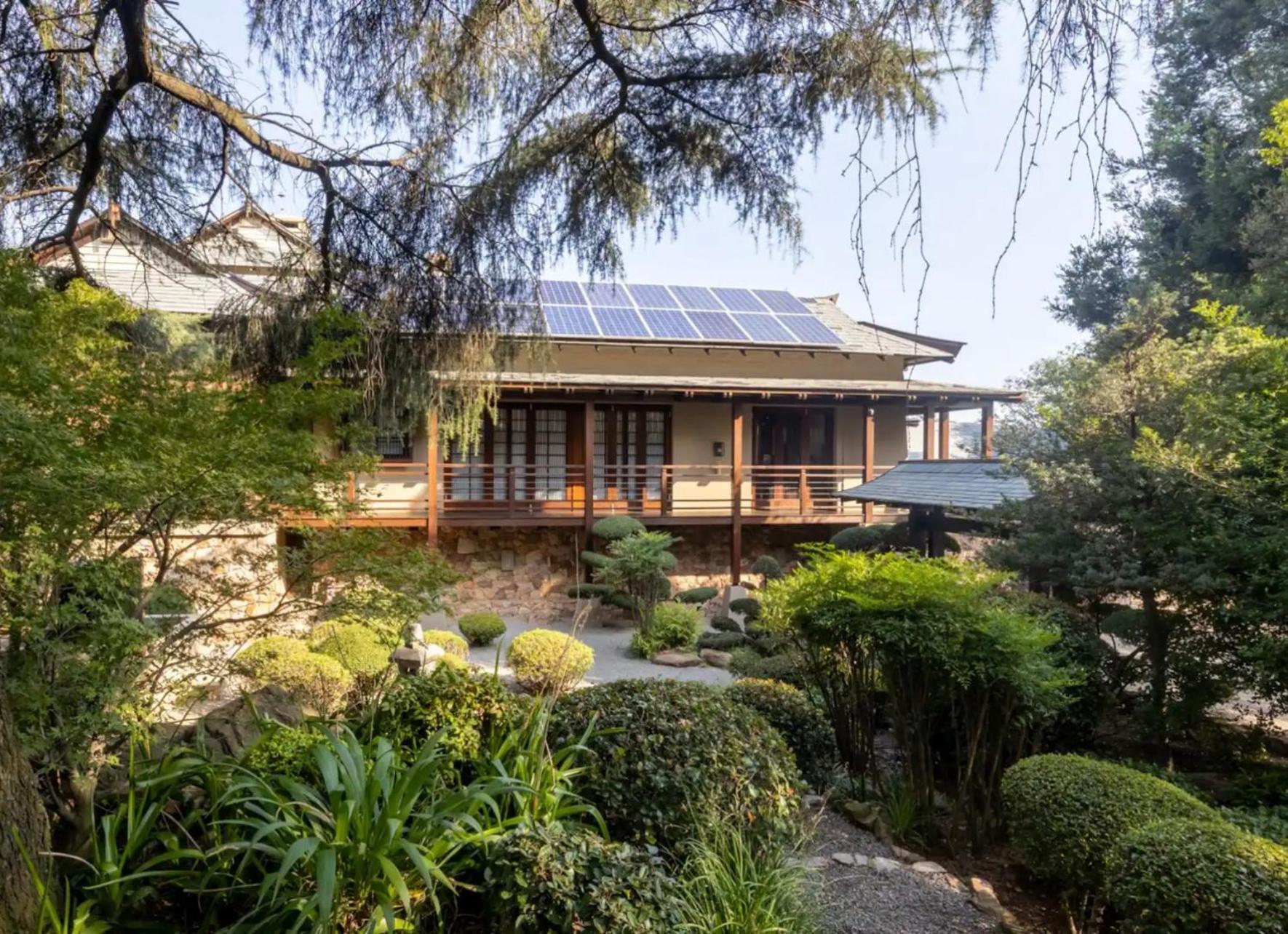 The Japanese Villa
