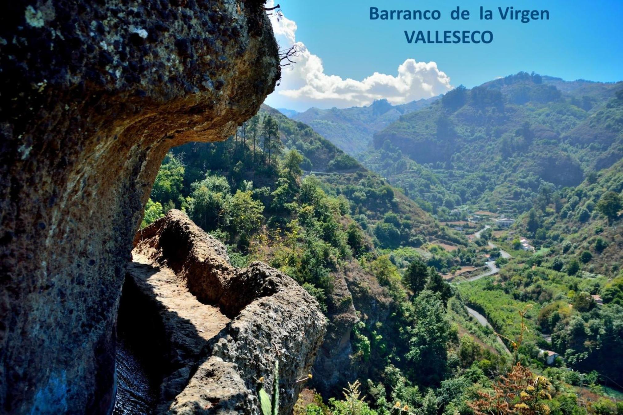 Las Calas B by Villas Rivero