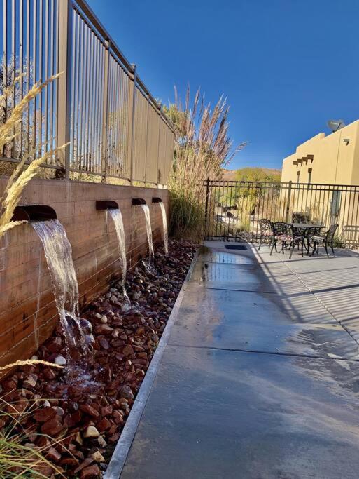 New Lodge In The Heart Of Moab, Utah view 5