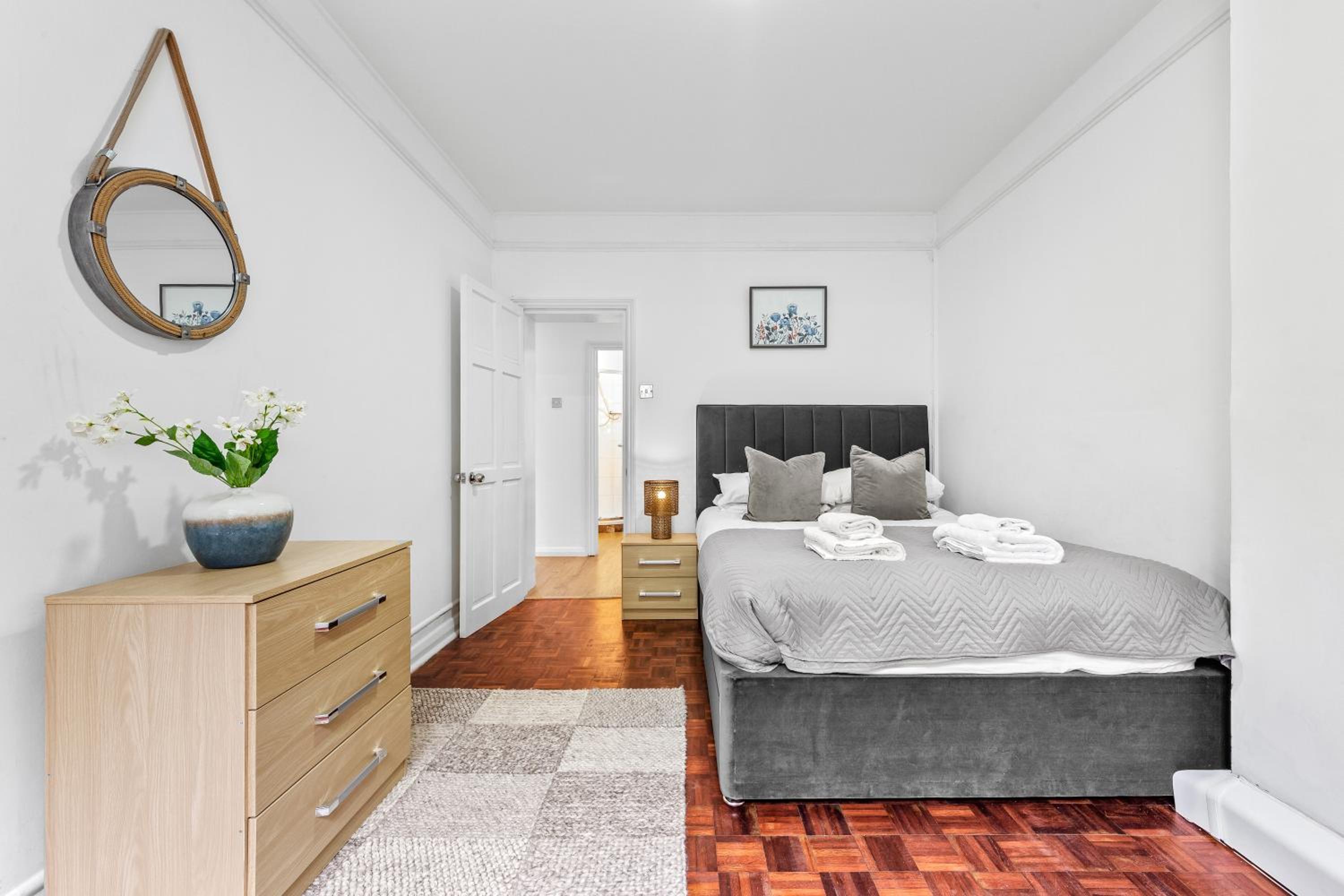 2 Beds apartment near Lords Cricket grounds