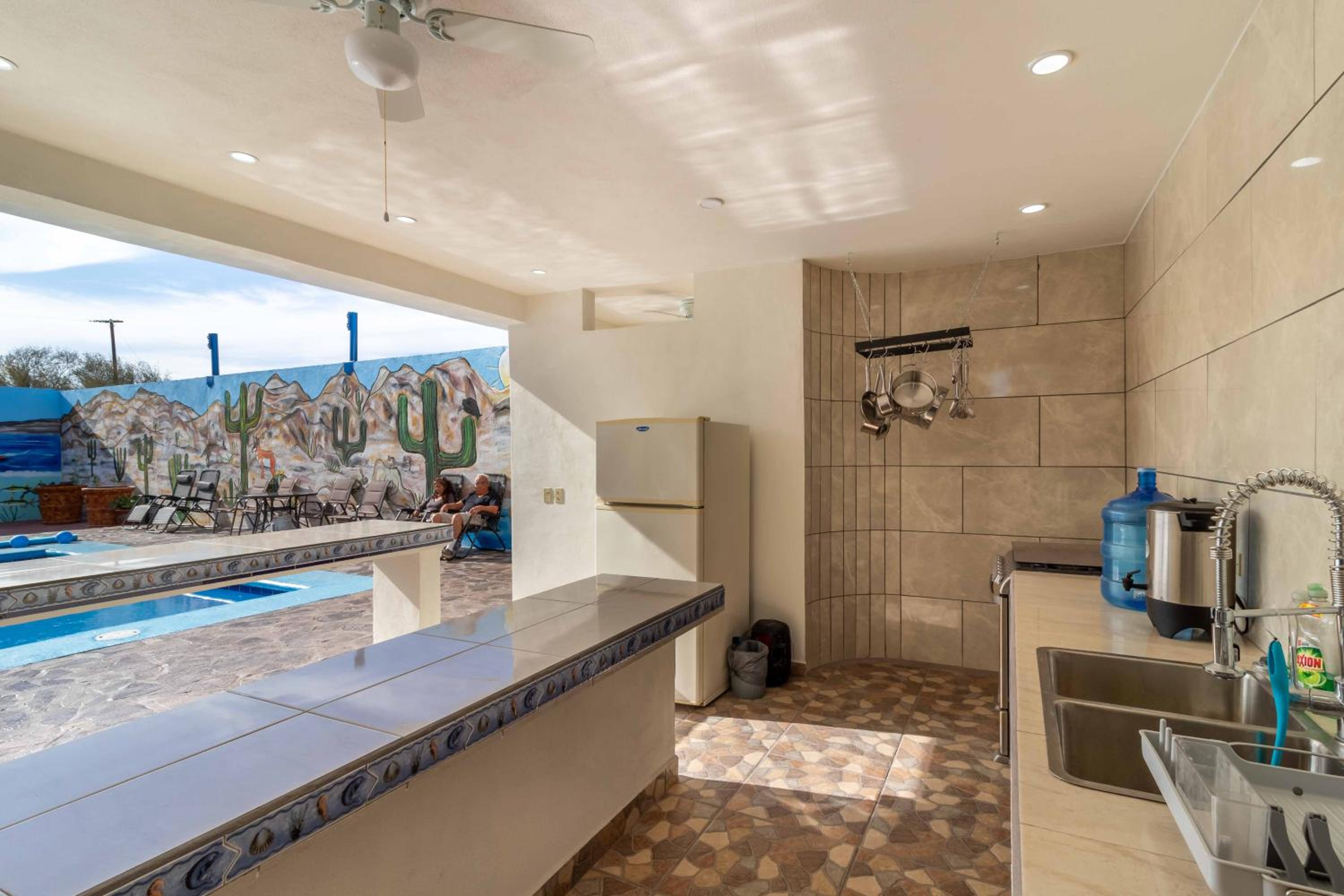 Two Bedroom Seaside Apartment #4