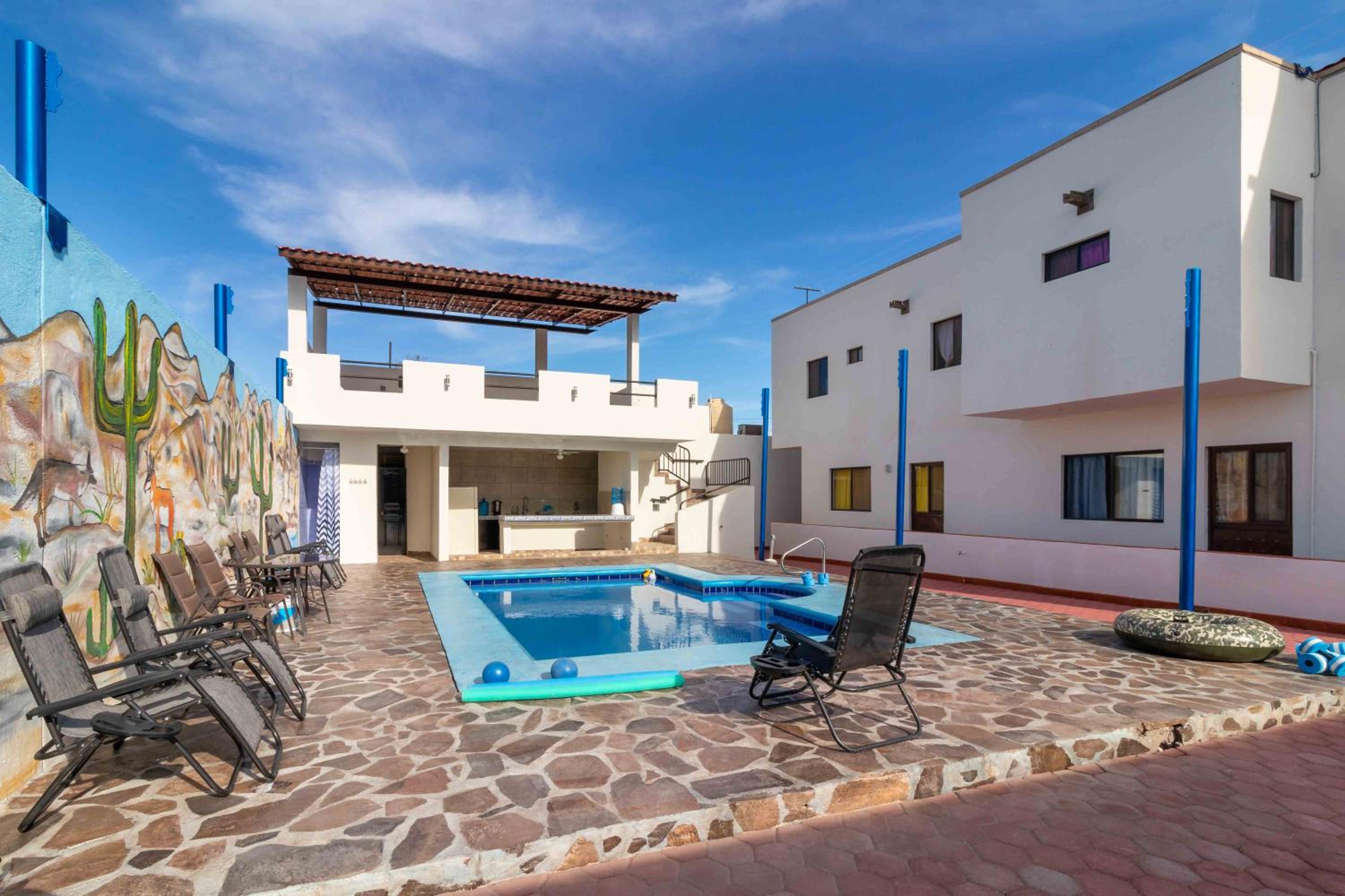 Two Bedroom Seaside Apartment #4