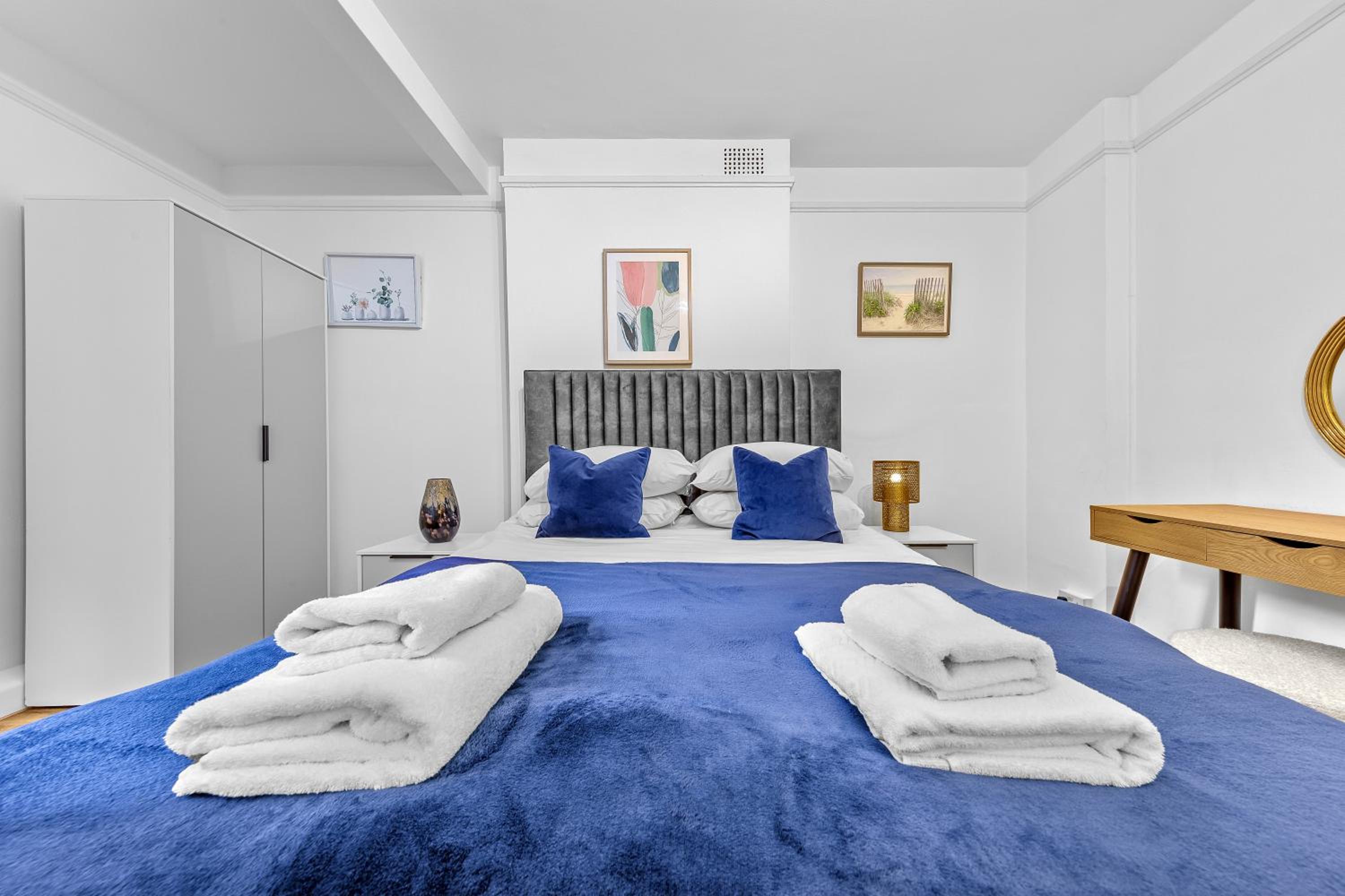 2 Beds apartment near Lords Cricket grounds