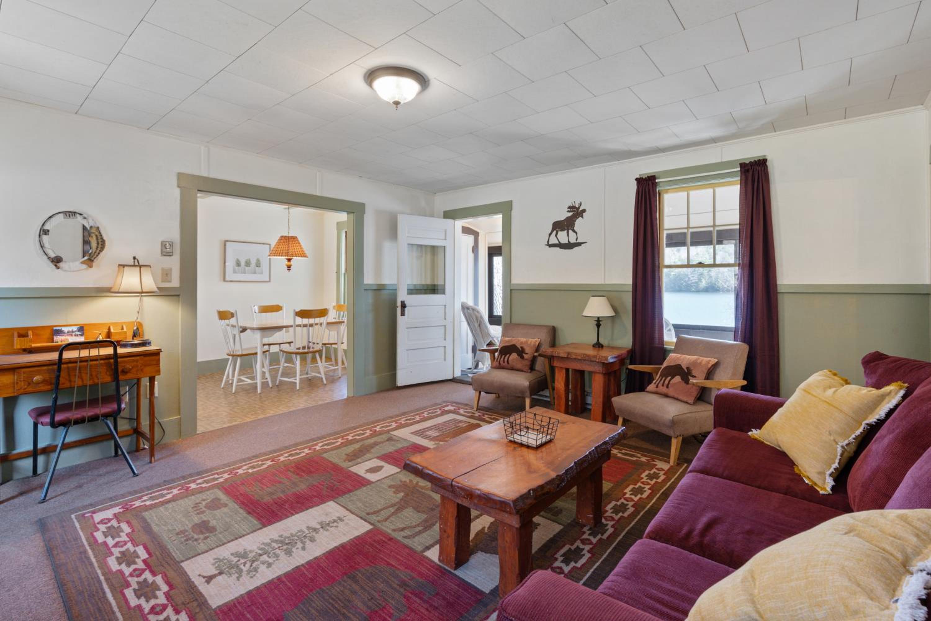 Moose Manor- Squam Waterfront
