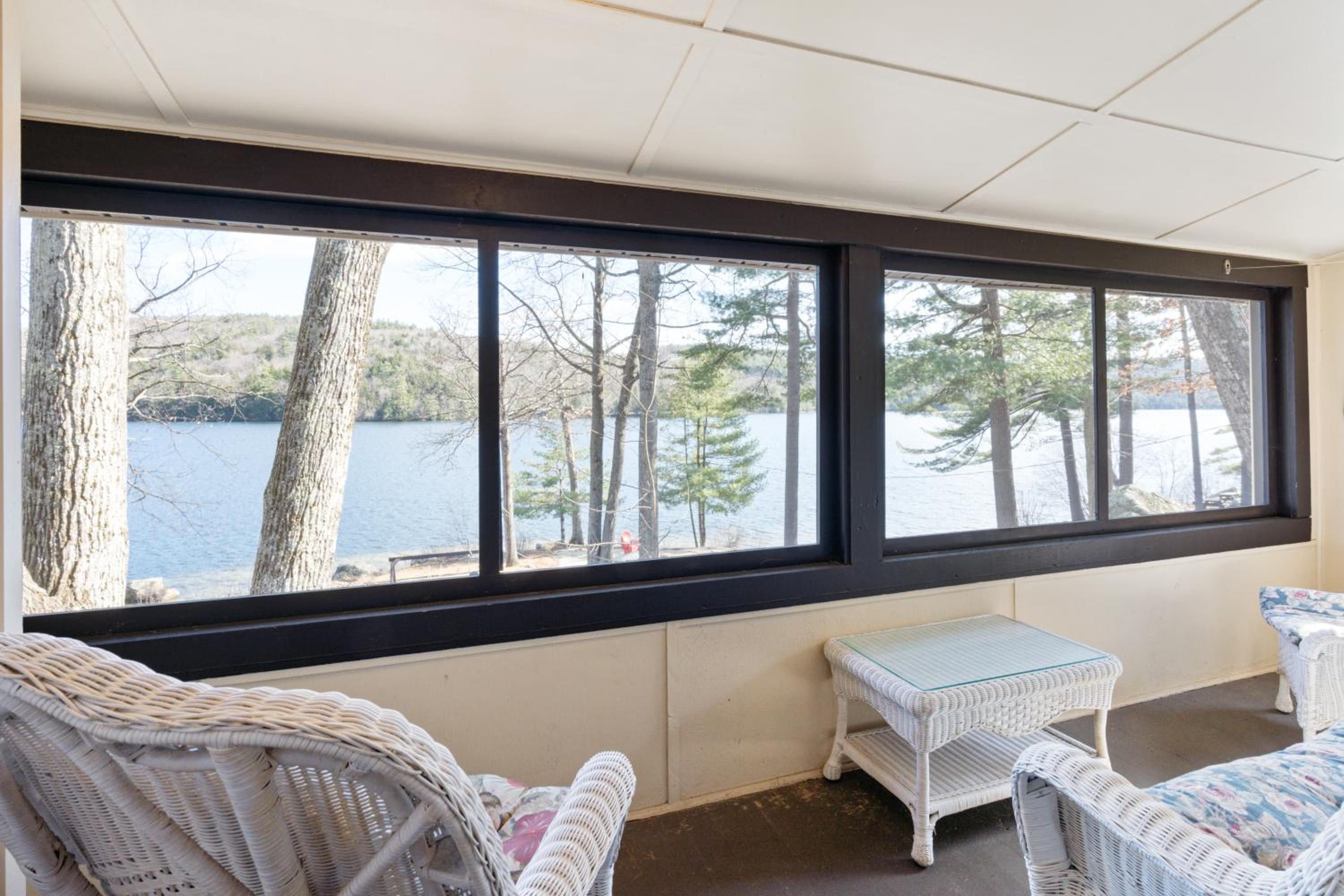 Moose Manor- Squam Waterfront