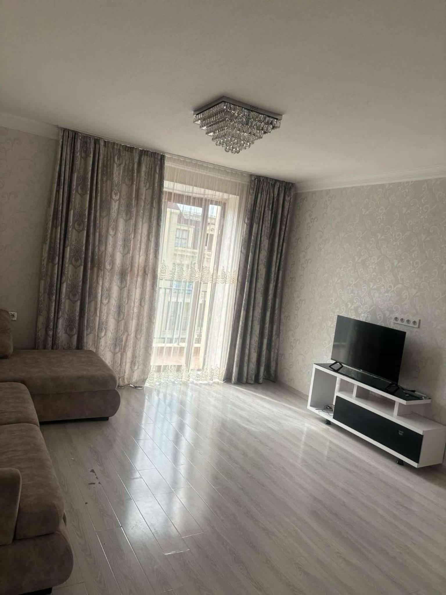 Hualing complex apartment