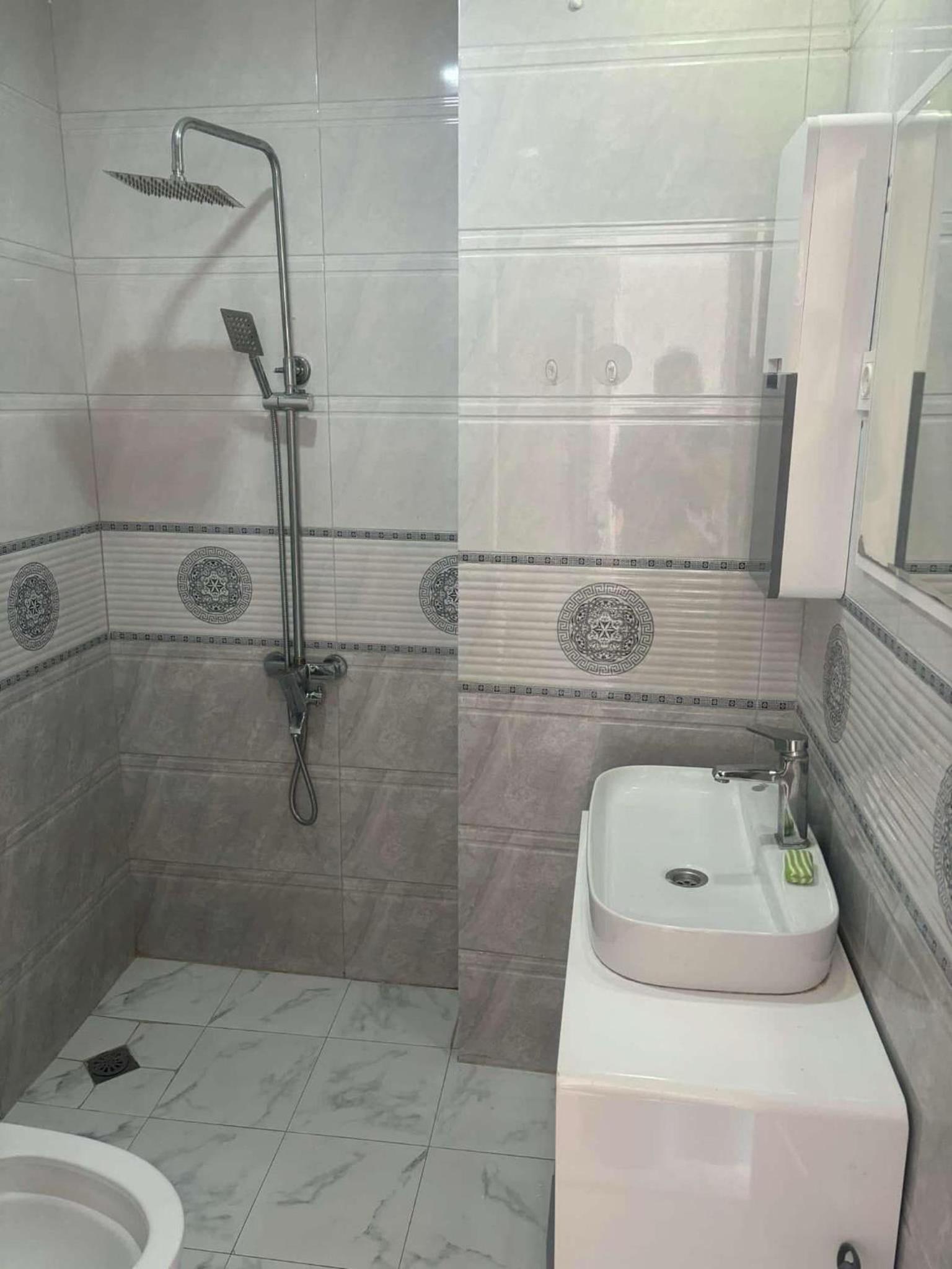Hualing complex apartment