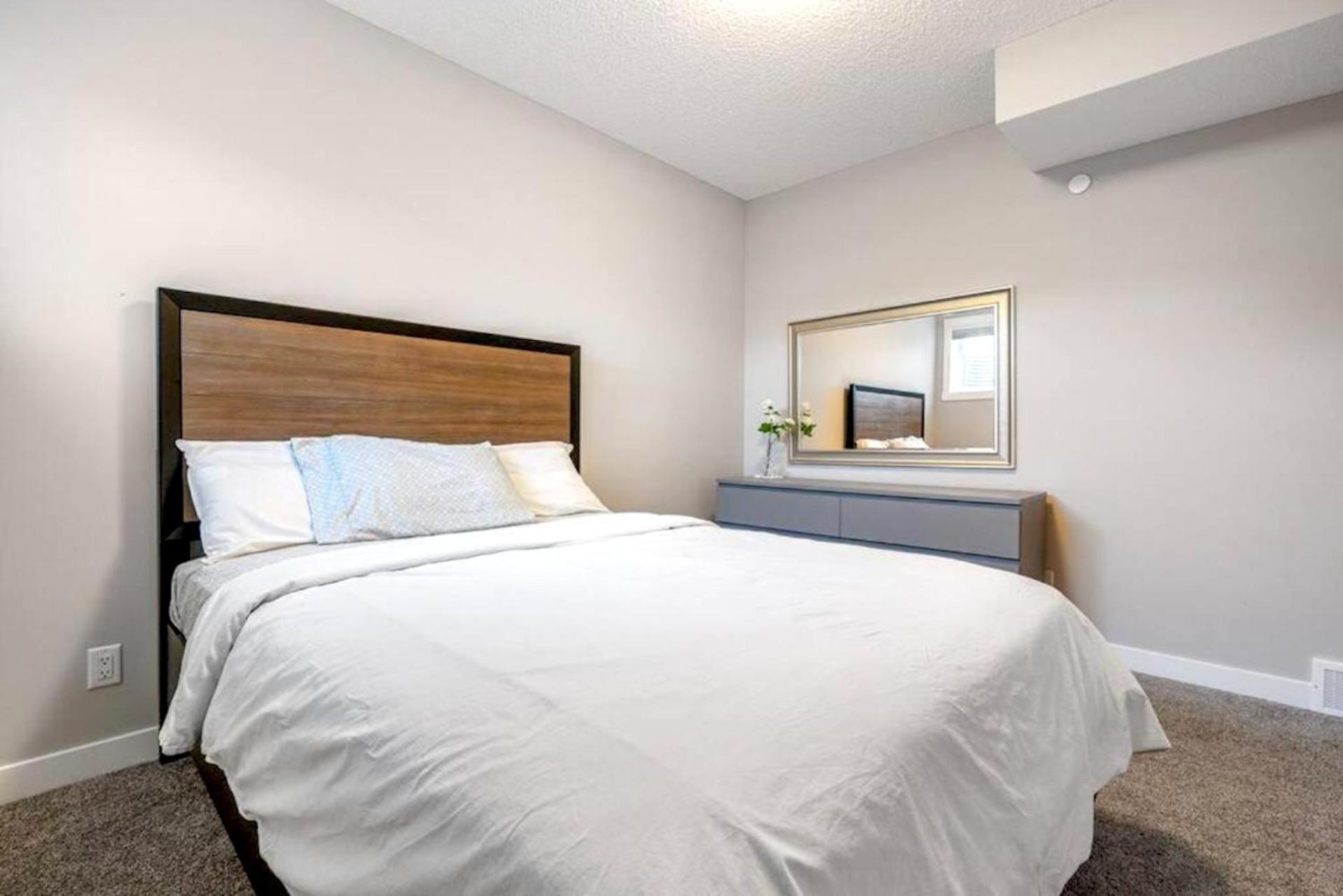 Luxurious Suite Close to the Airport