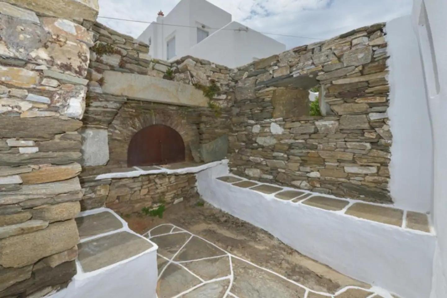 Photo 16