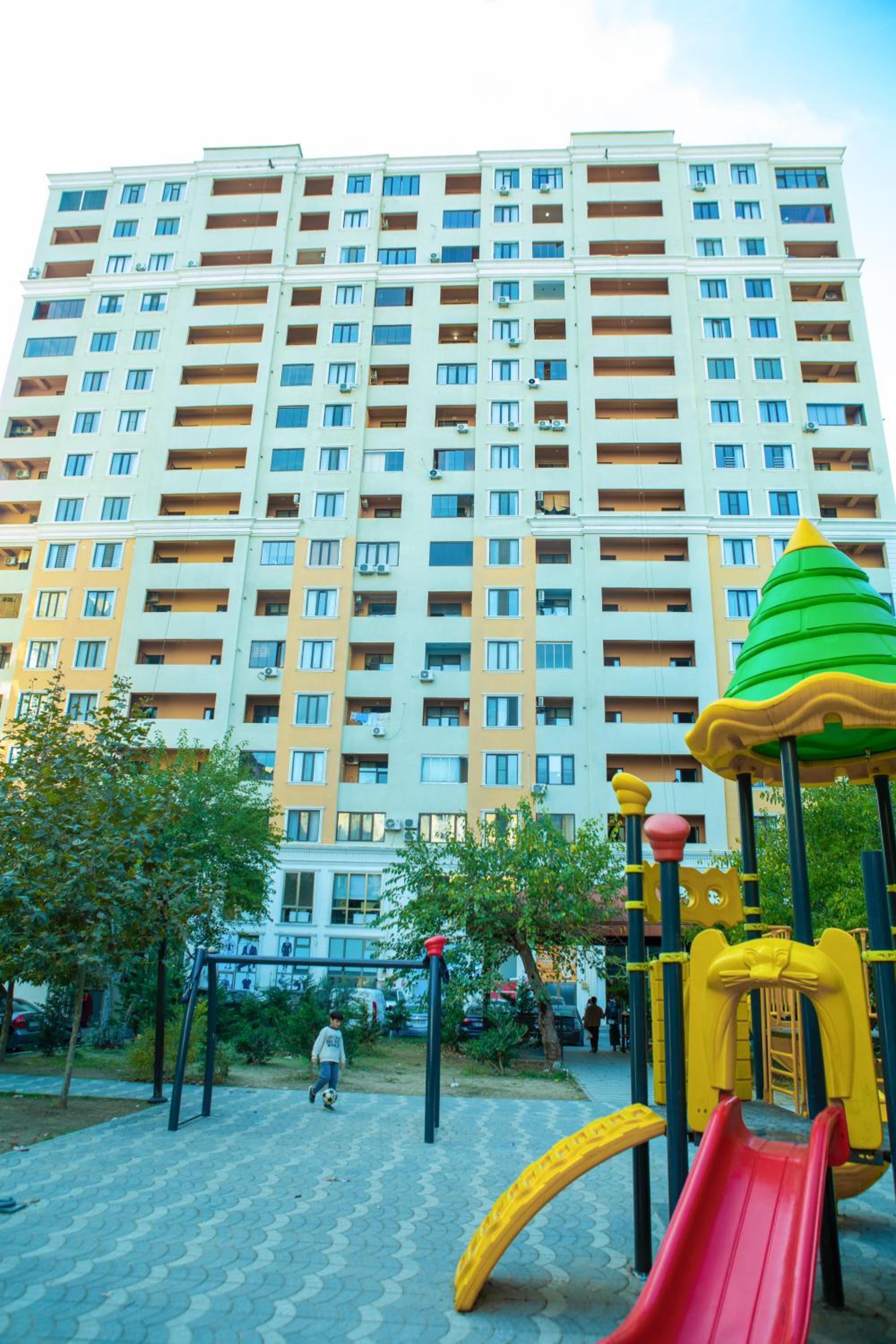 Luxury Serenity - 16th Floor Apt in City Center