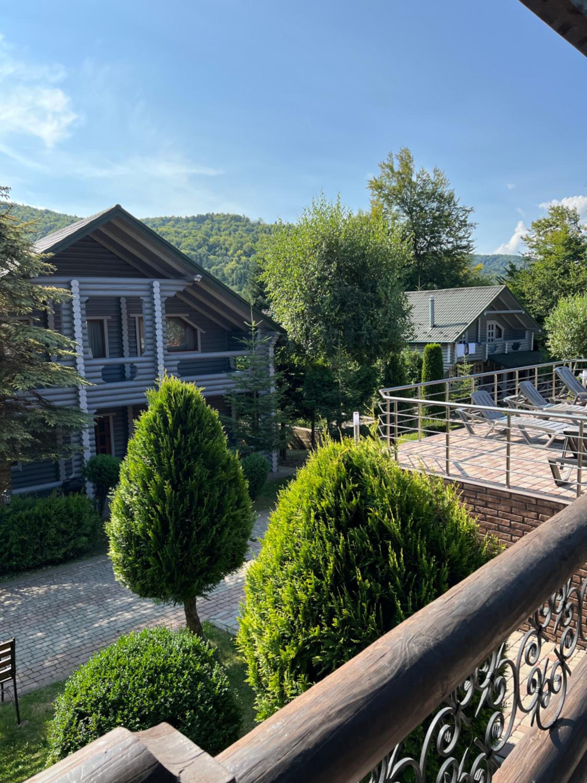 Gostynnyi Dvir VIP HOUSE view 3