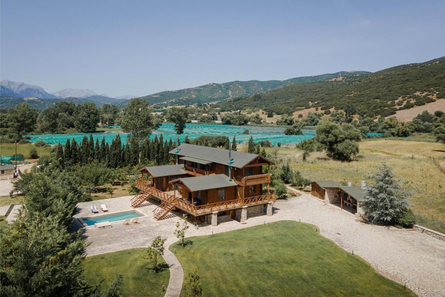 Chalet Stiga Kalavrita - Apartments