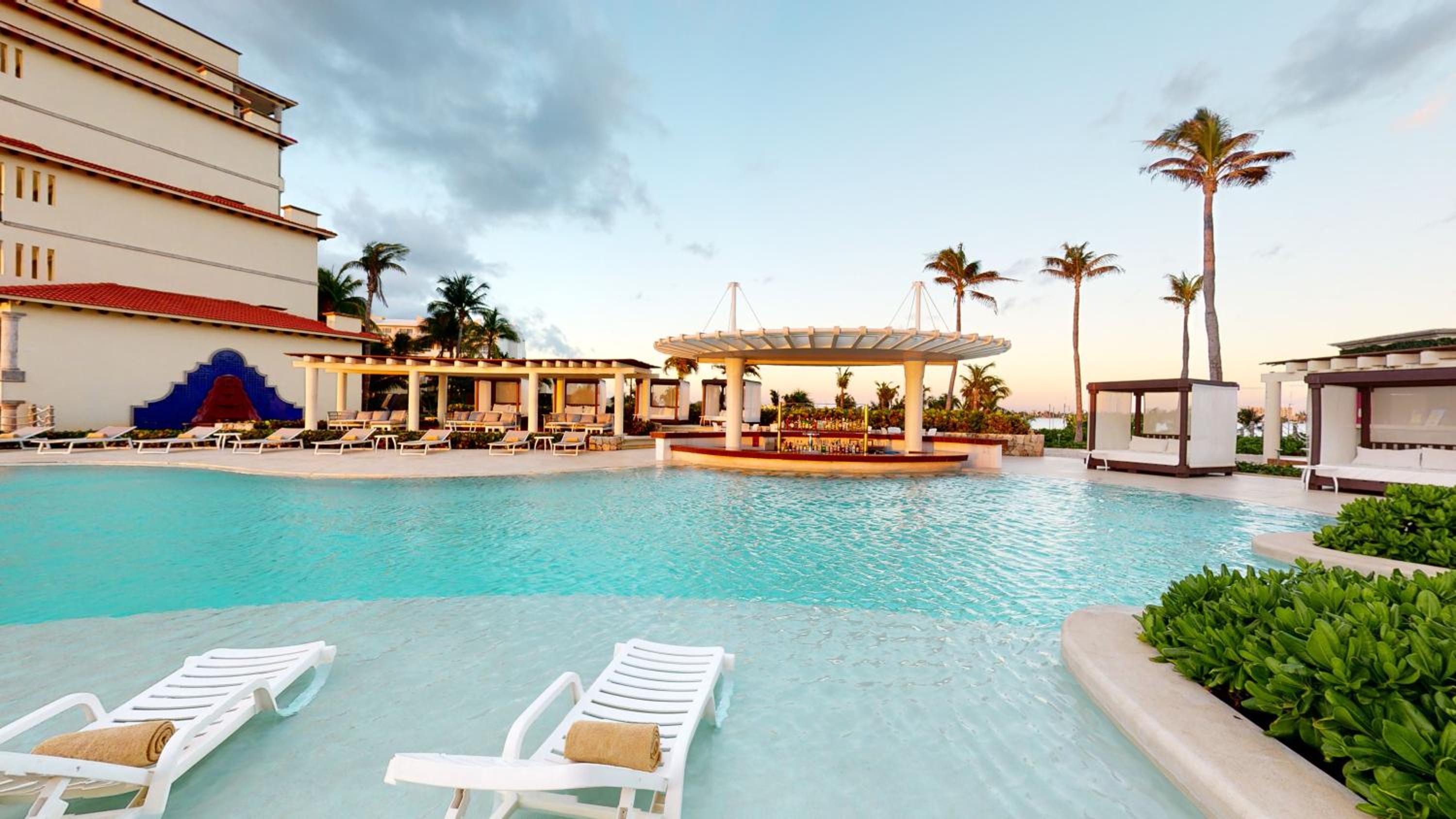 Grand Park Royal Cancun - All Inclusive photo 13 of 164