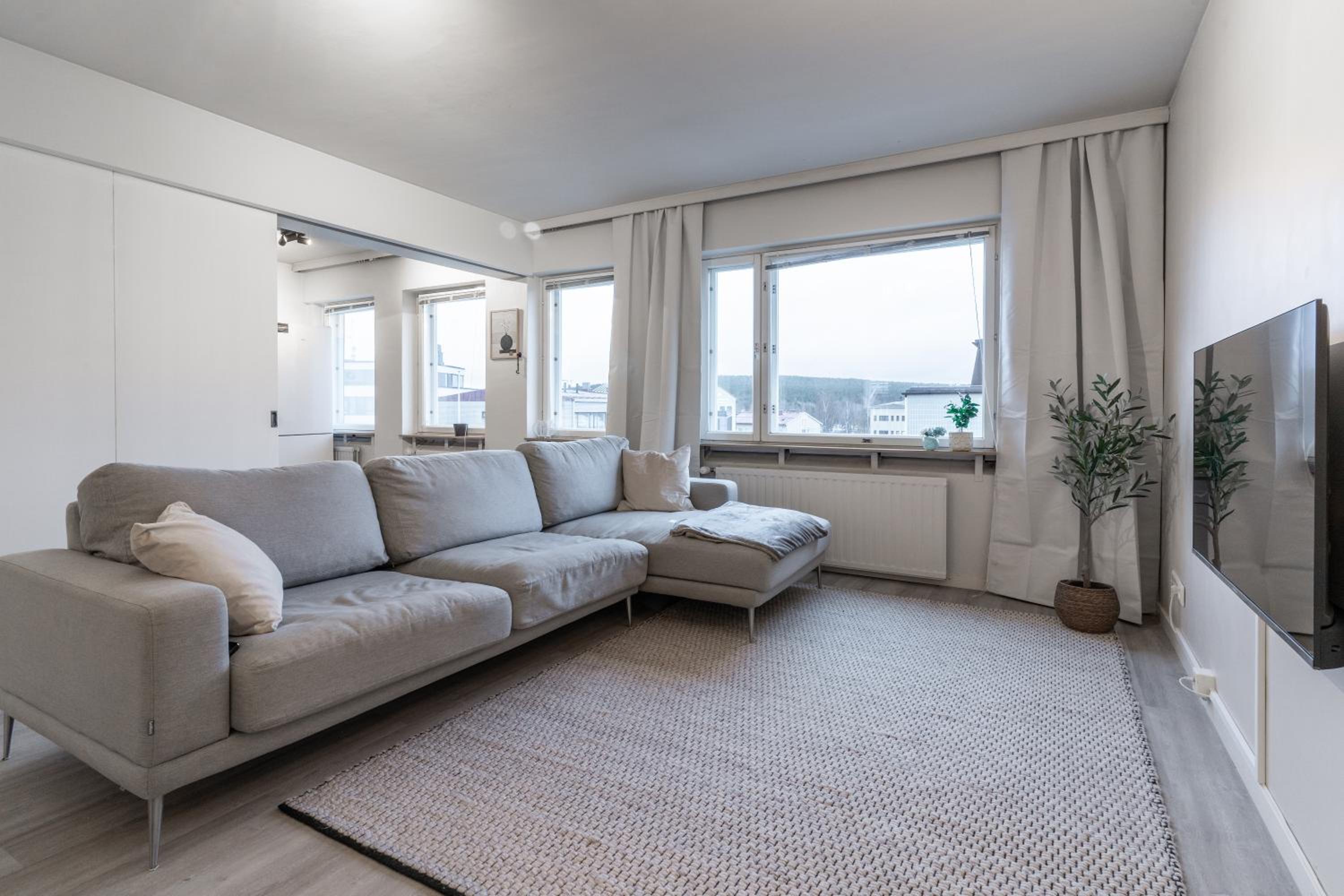 CityCenter Family apartment, three bedrooms up to 8 people, free parking and Wifi