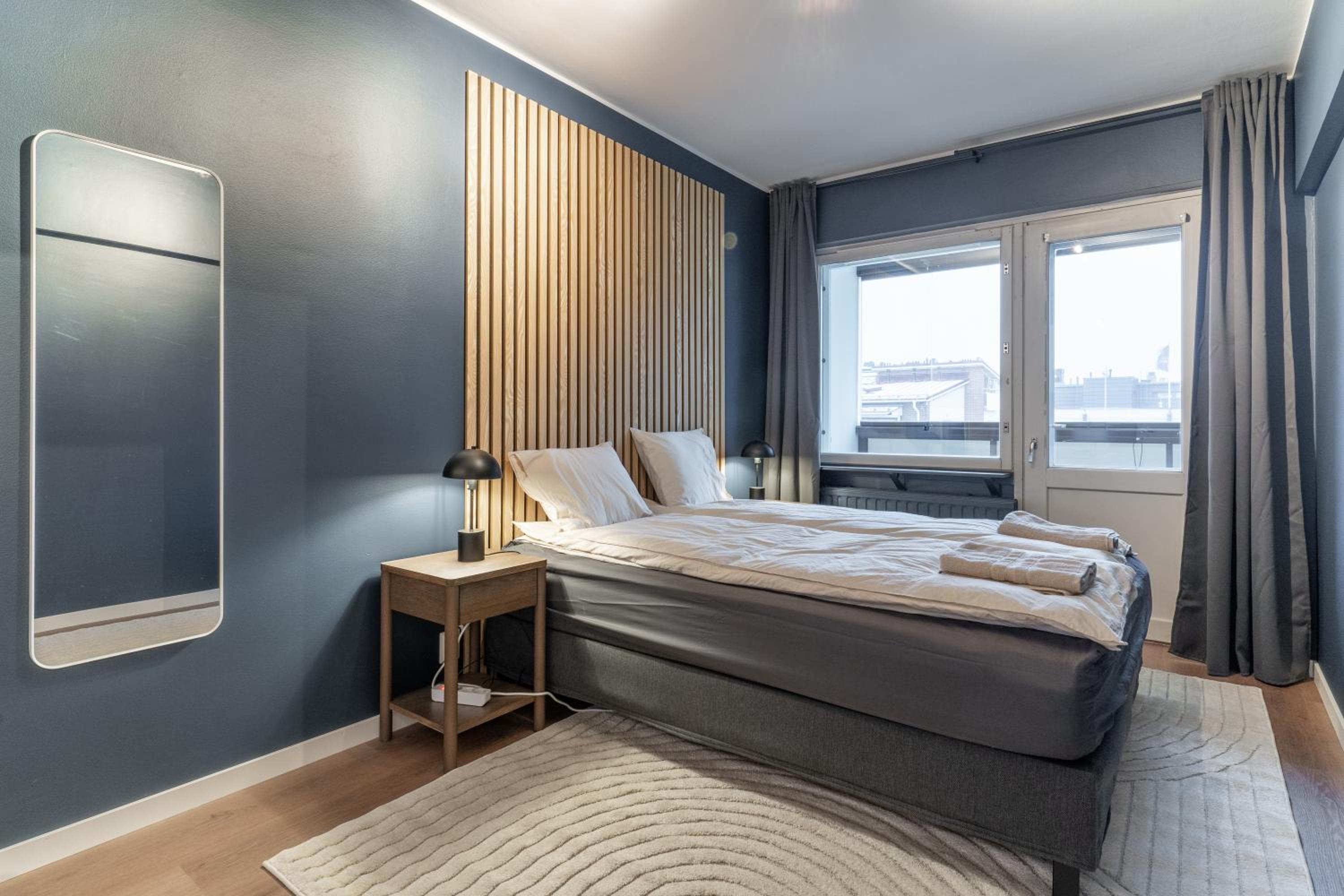 CityCenter Family apartment, three bedrooms up to 8 people, free parking and Wifi