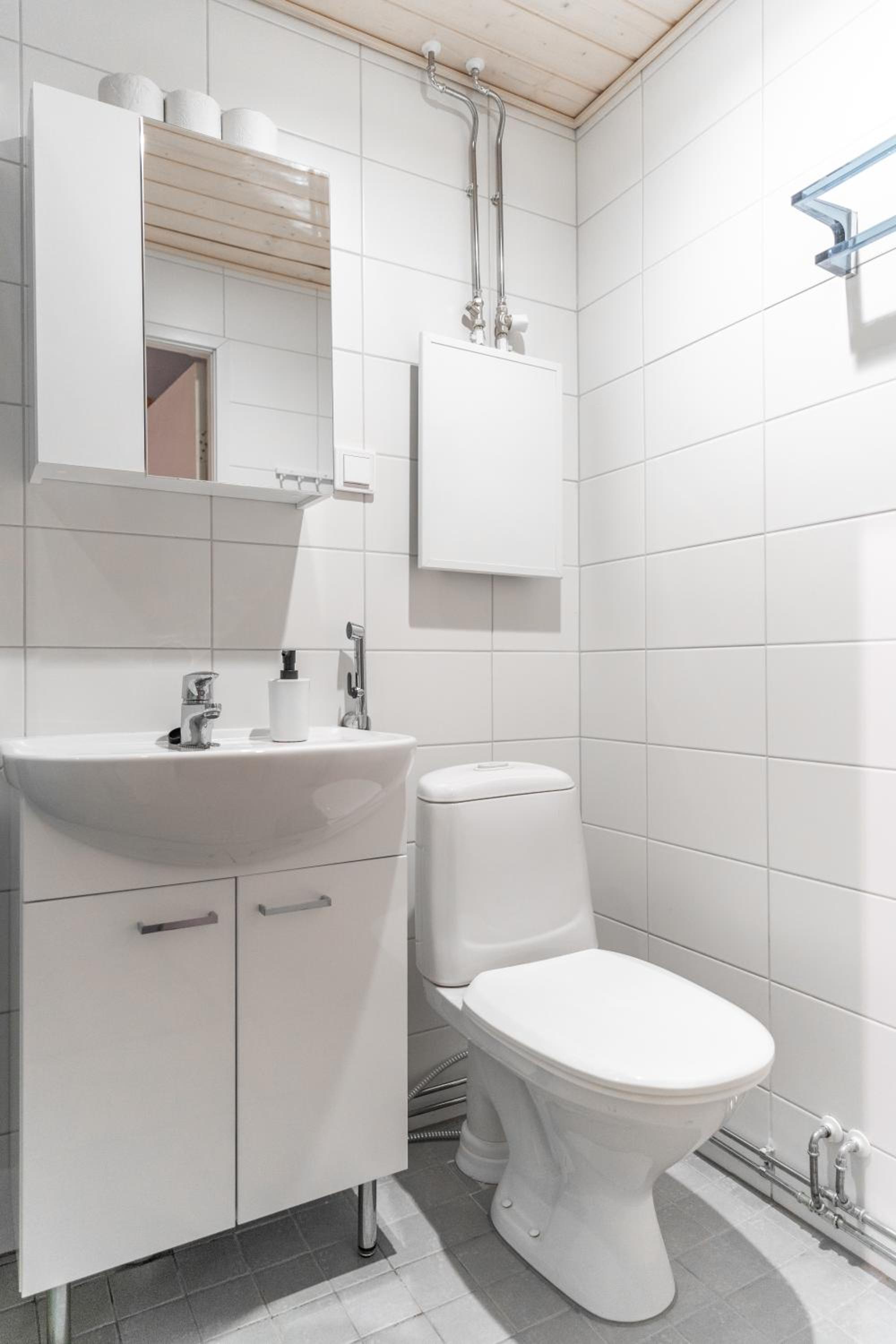 CityCenter Family apartment, three bedrooms up to 8 people, free parking and Wifi