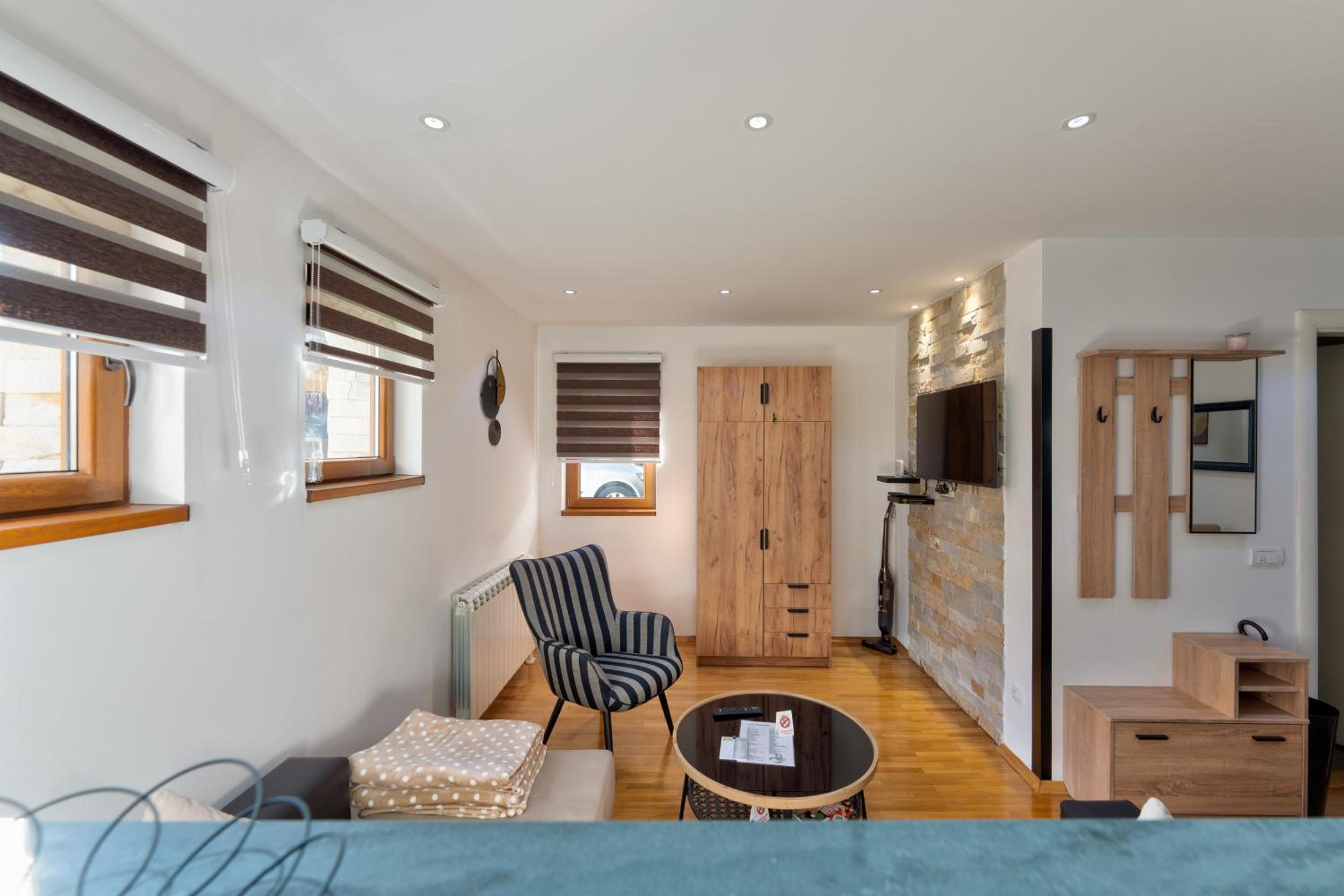 Scorpio apartman