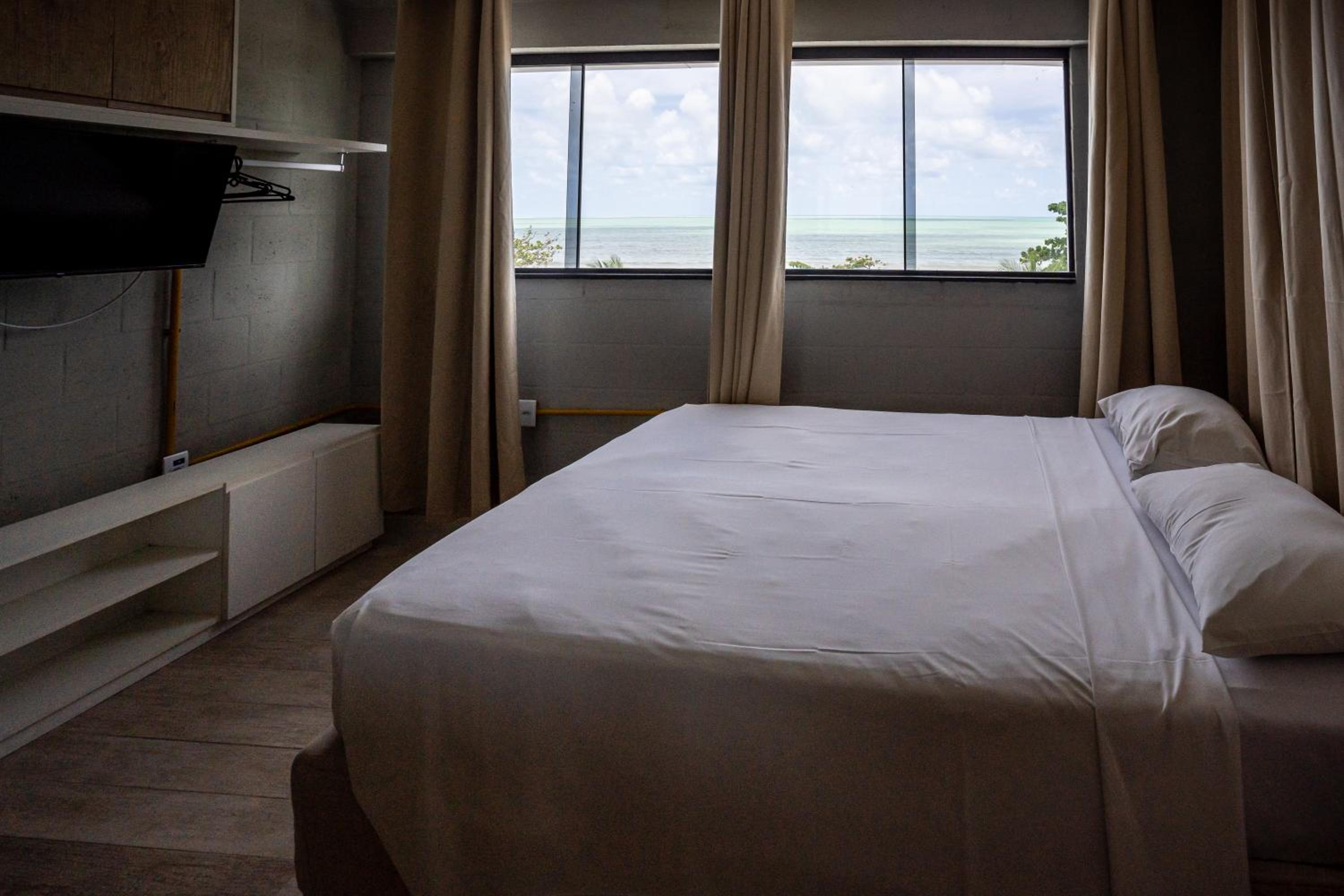 Bessa Beach Hotel - Property Image 95