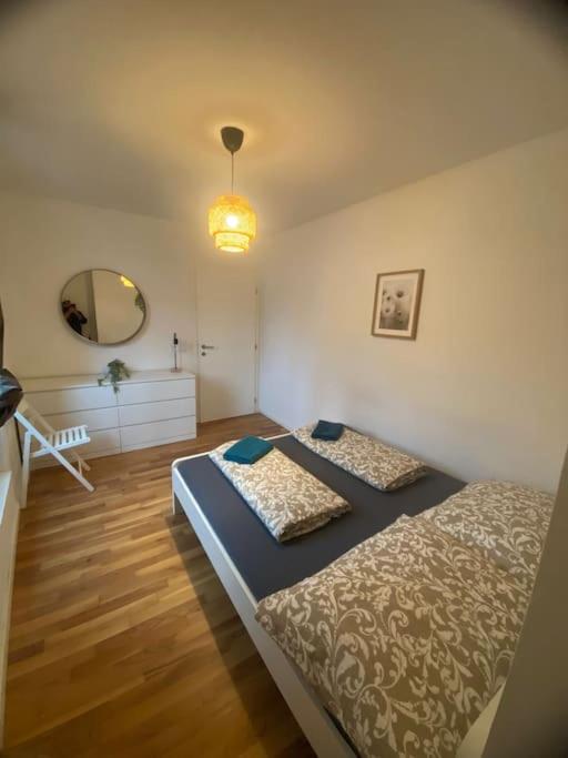 Spacious 2 Bedroom Modern Apartment