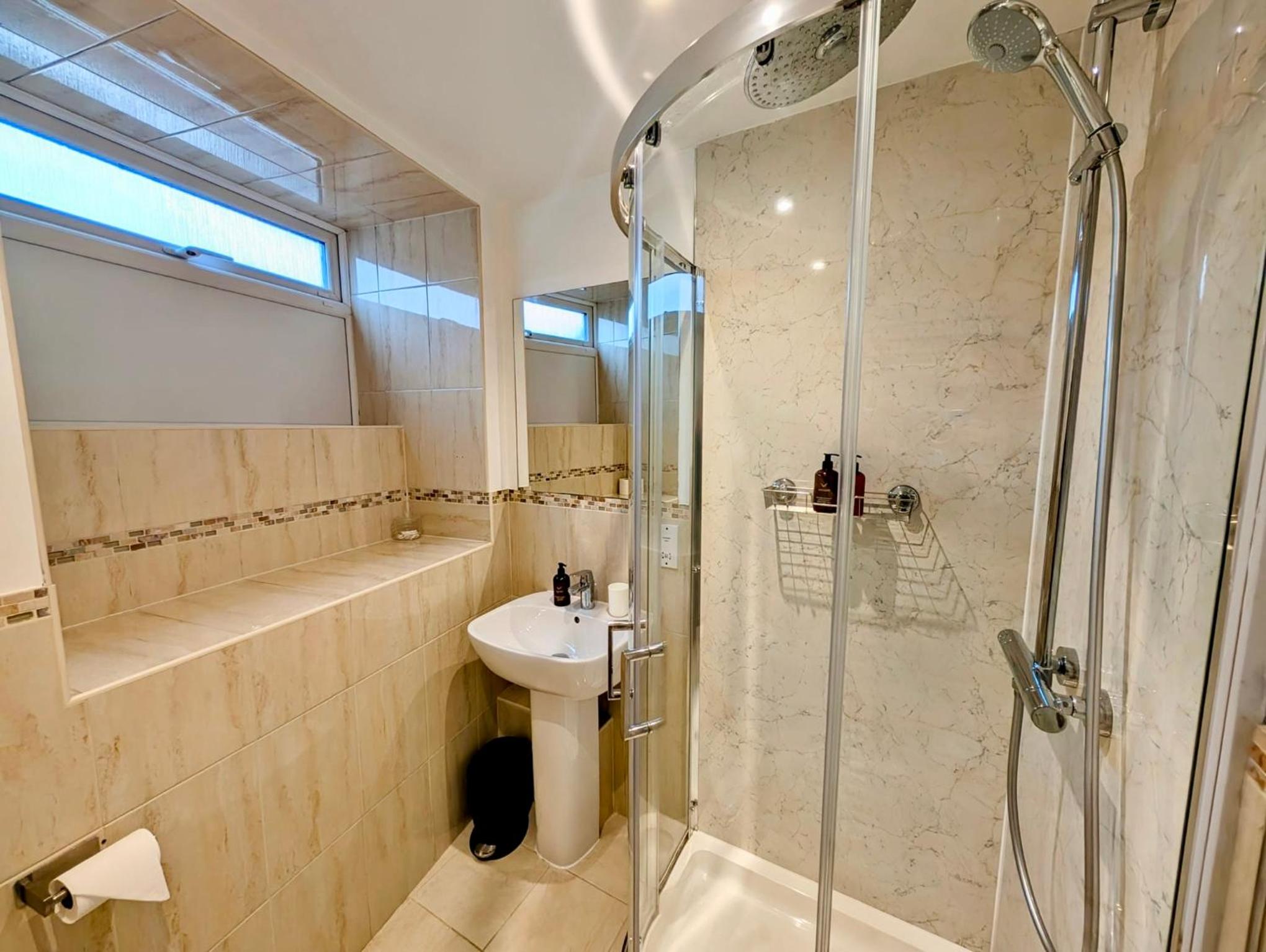 Peartree Serviced Apartments