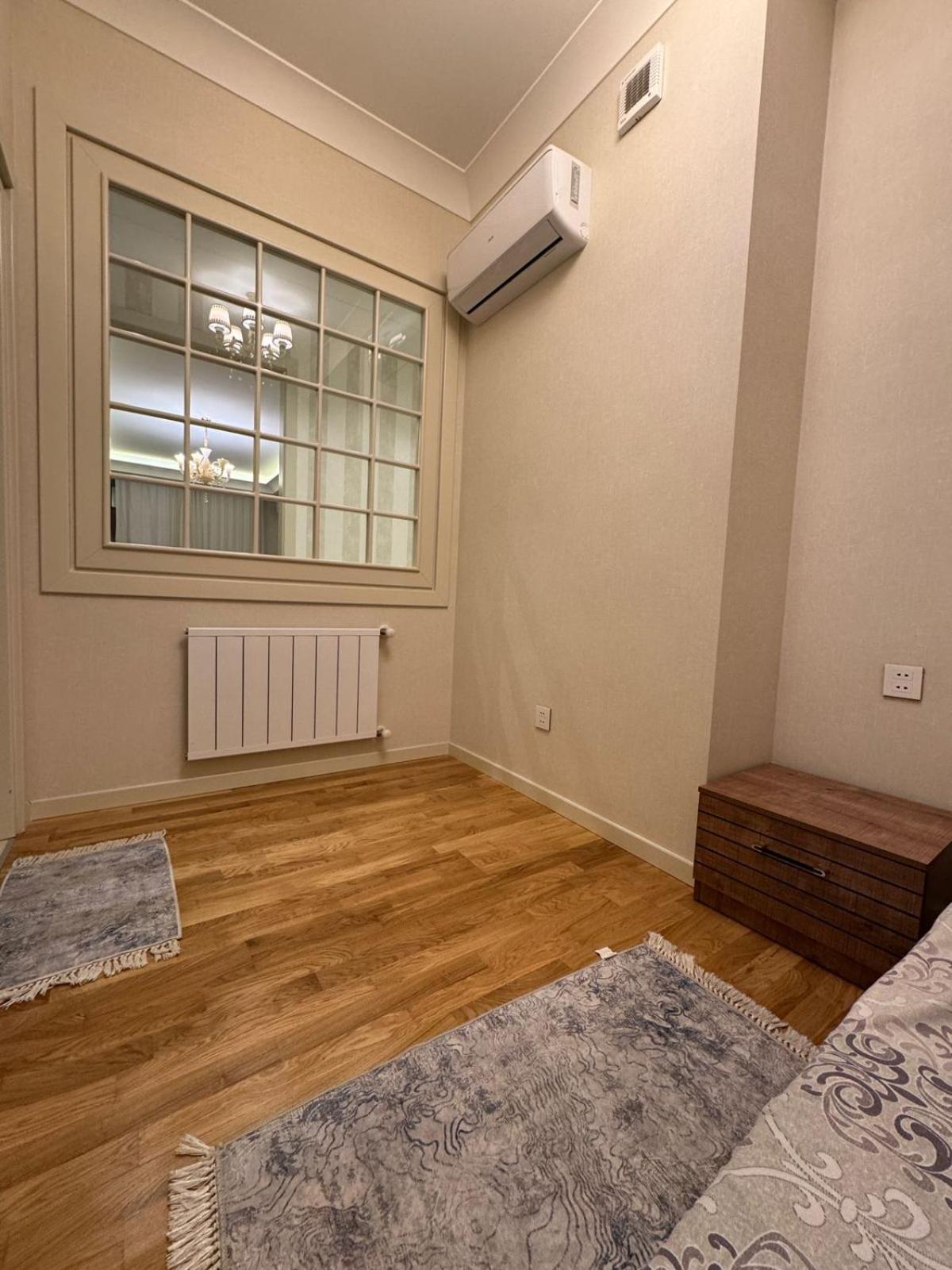 Lux Apartment Shareef Travel