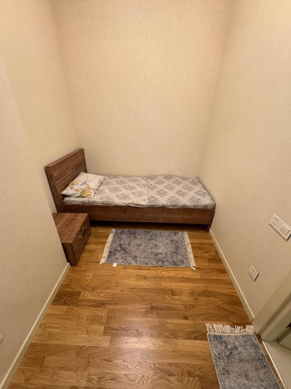 Lux Apartment Shareef Travel