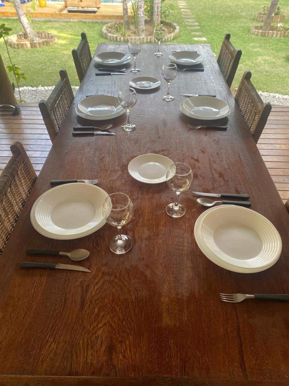 Rustige vrijstaande villa met privézwembad en tuin, nabij het strand