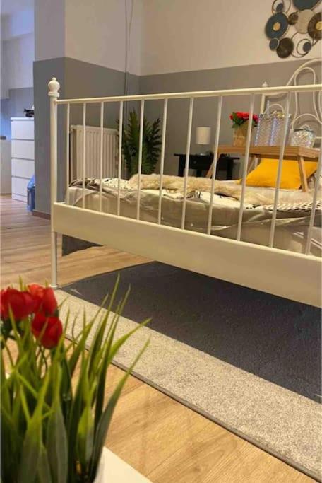 Superbe appartement full équipé avec une cour extérieur
