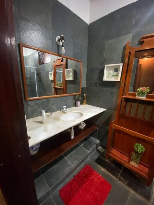 Casa do Alto, seu paraíso é aqui