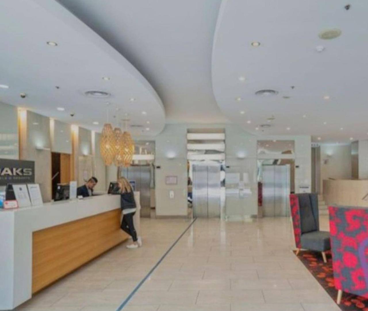 Affordable & Cozy CBD getaway with Free wine!!