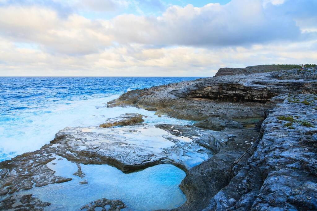Wonderful Winding Bay