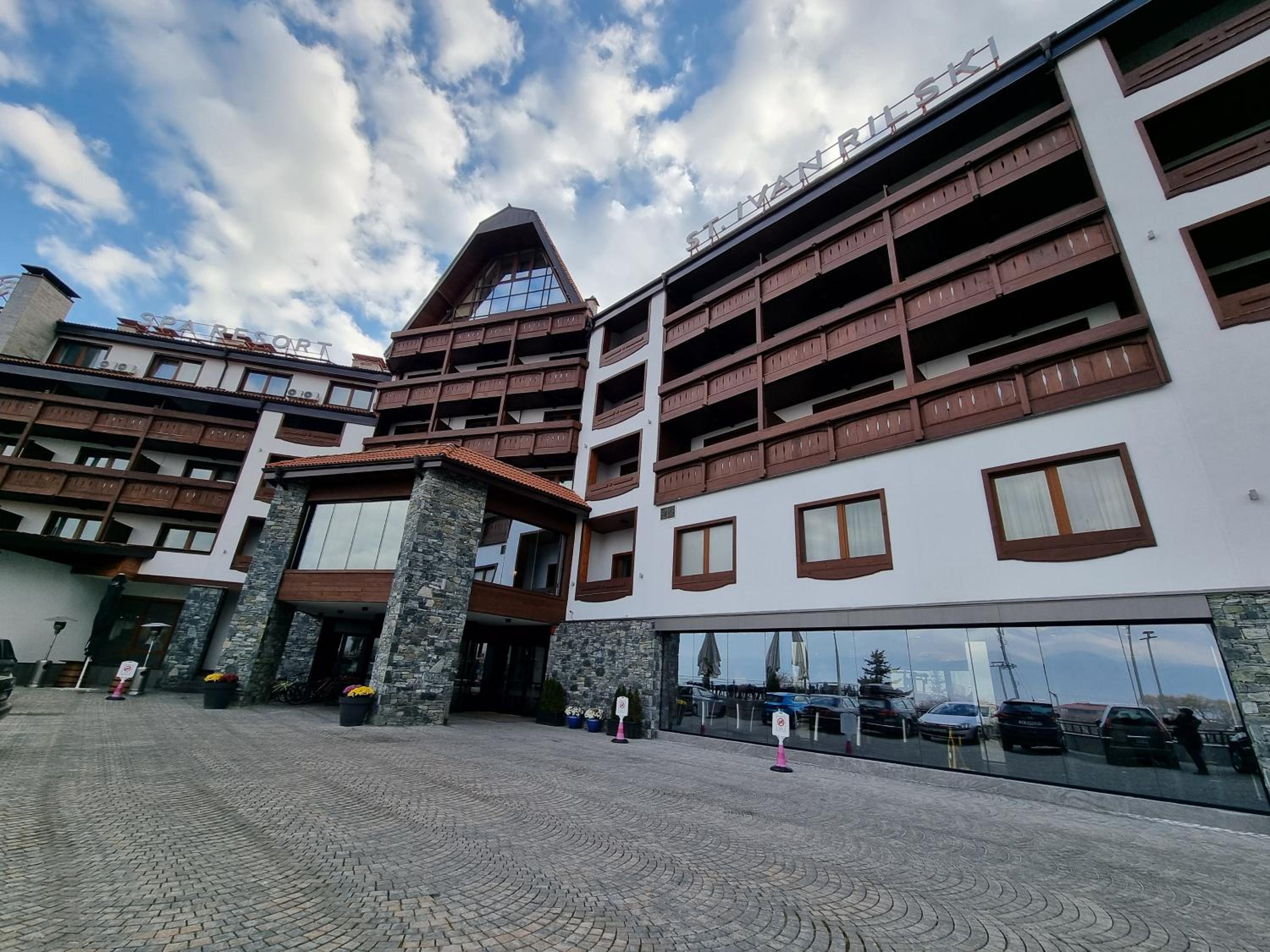 Pirin Deluxe Spa Studios
