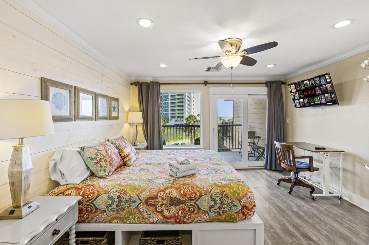 Oceanview Two Balconies Heated Pool Walk to beach view 4