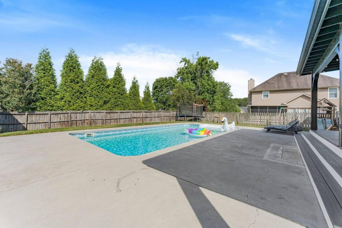 Beautiful home with Pool - great for kids view 4