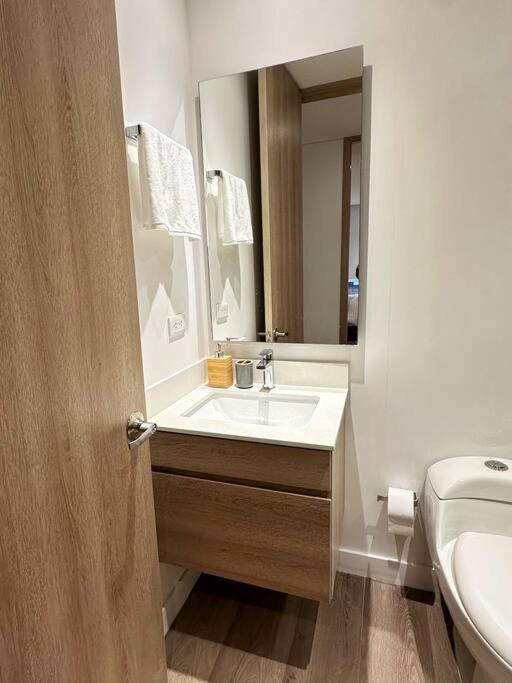 Hermoso apartamento nuevo - Excelente ubicación