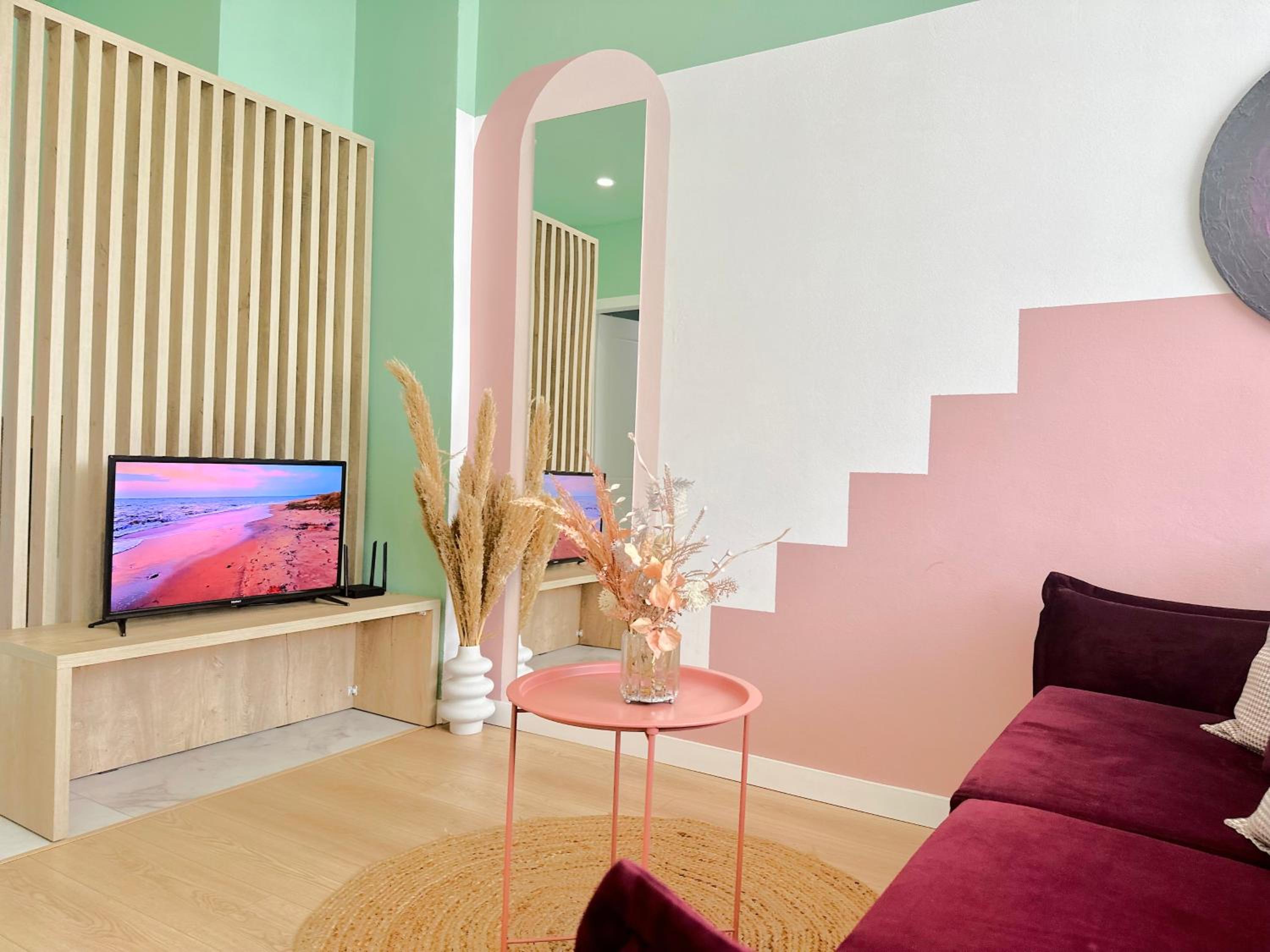 Rental Apartments - Colorful by the Sea 5