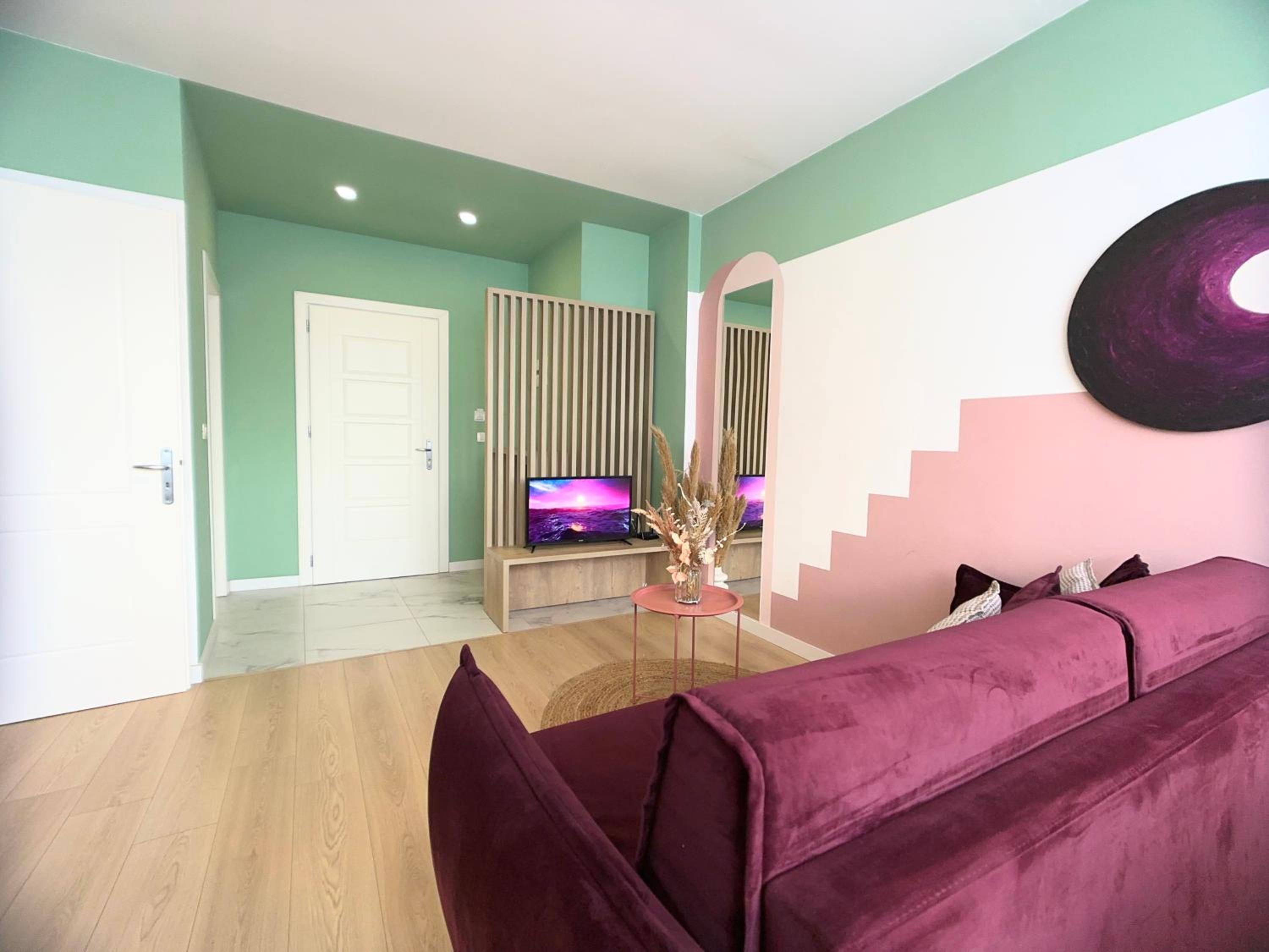 Rental Apartments - Colorful by the Sea 5