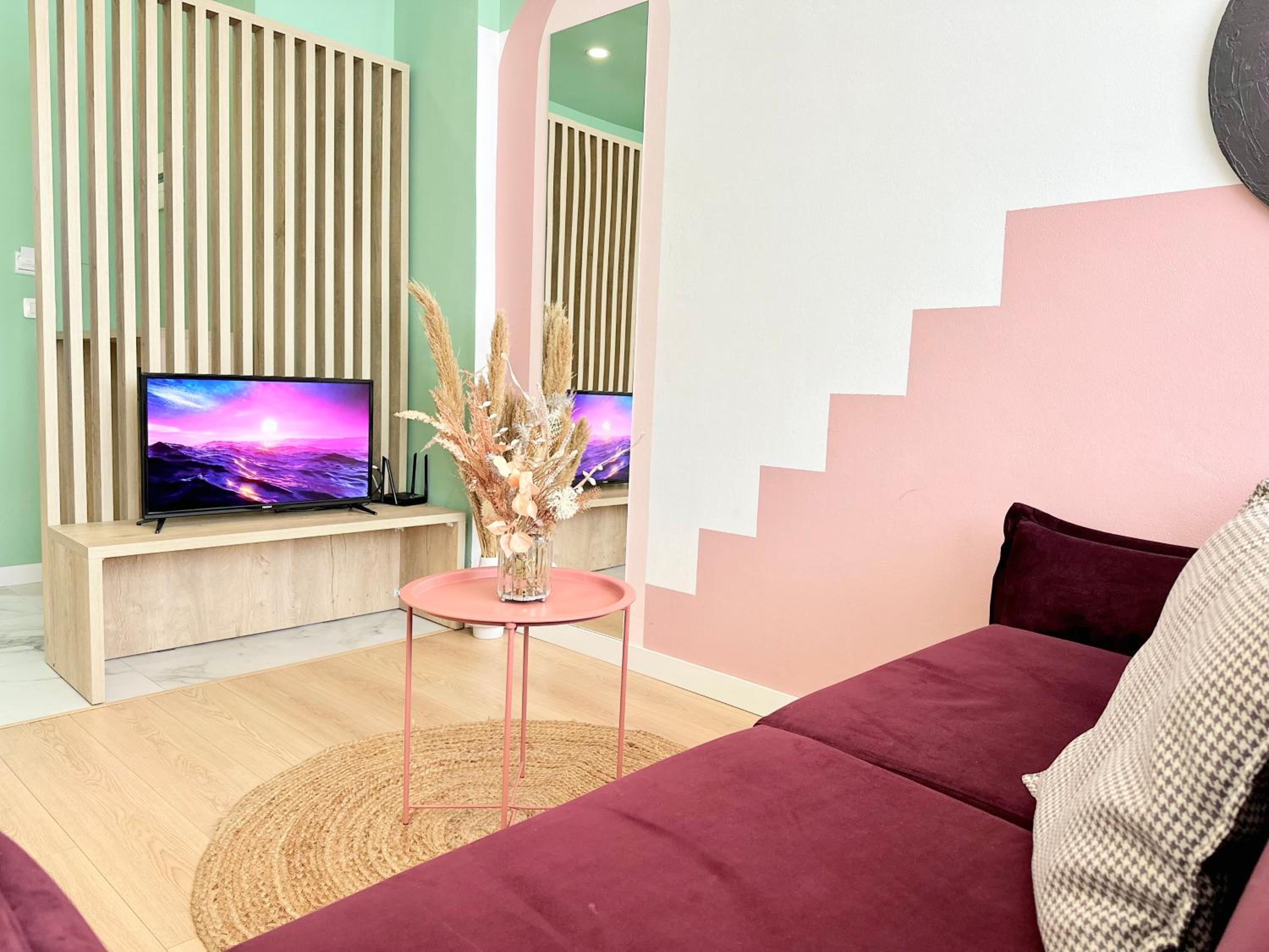 Rental Apartments - Colorful by the Sea 5