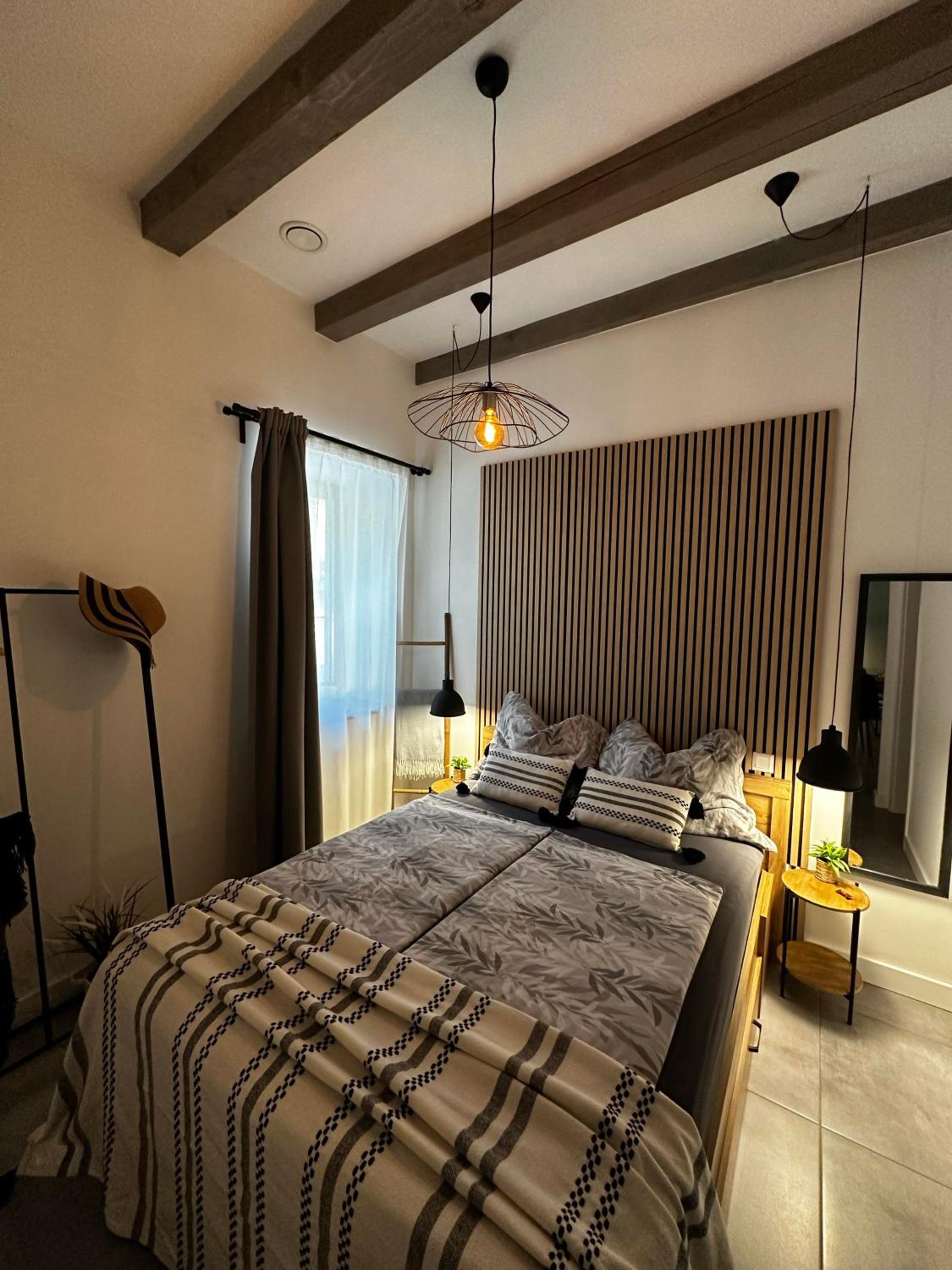 Sophie Room