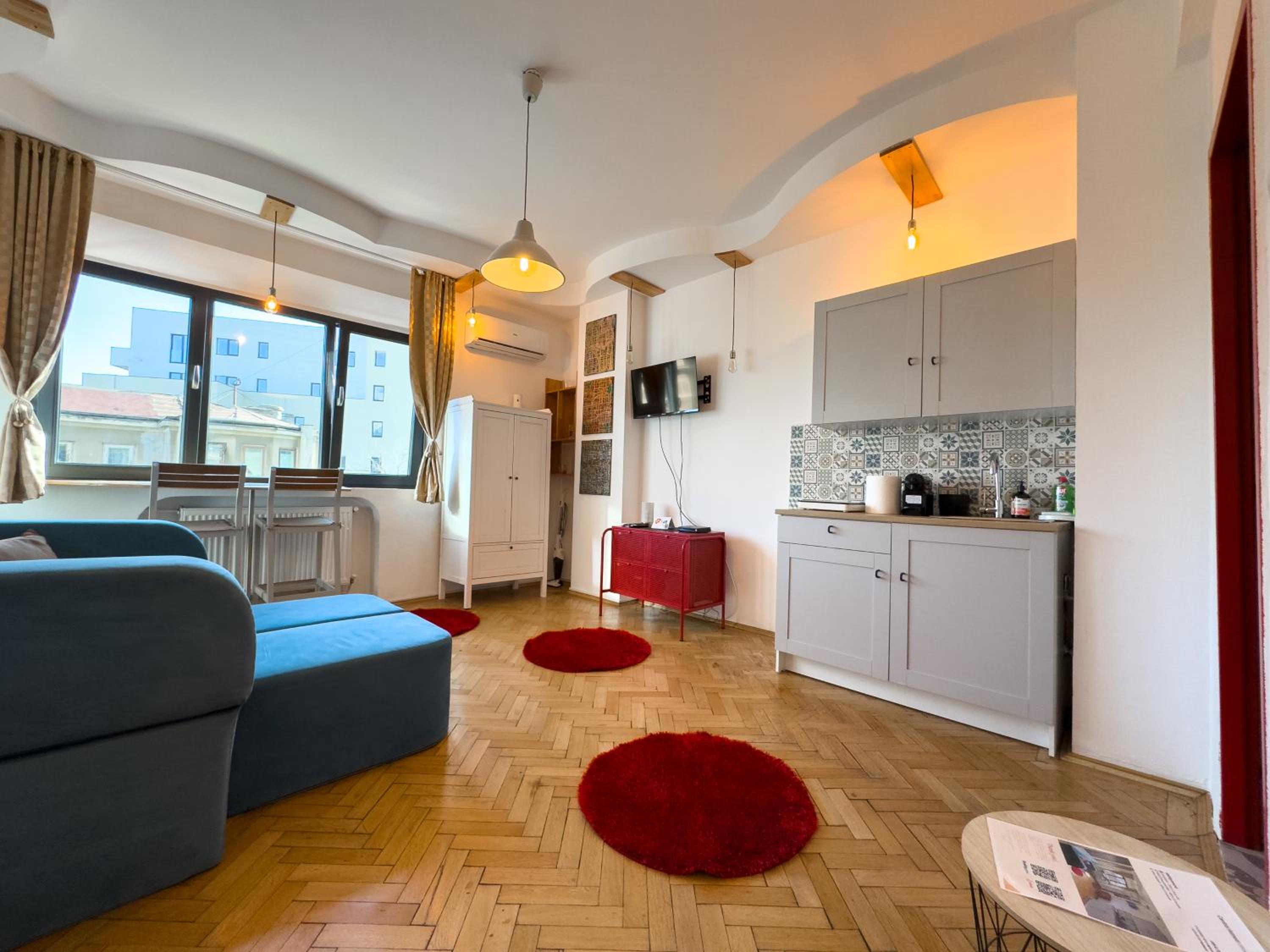 Central Retreat Apartments Universitate view 2
